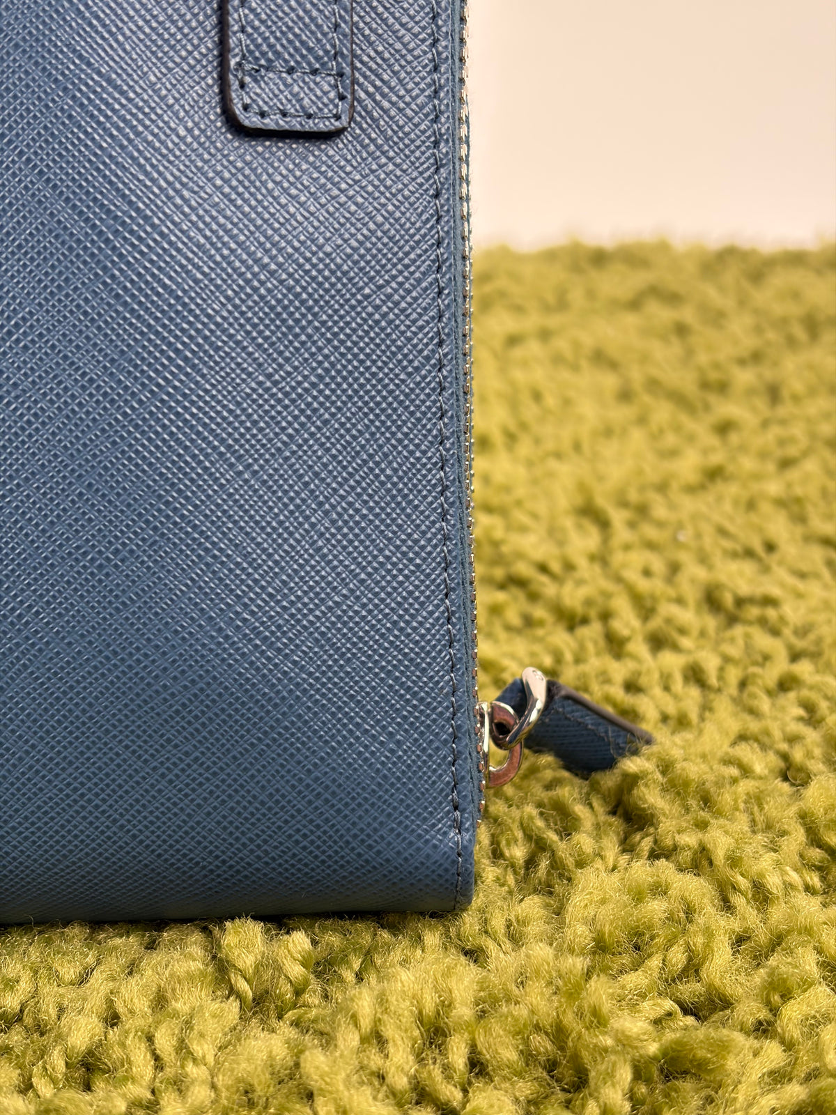 Borsa a tracolla Prada Smartphone Case Blu