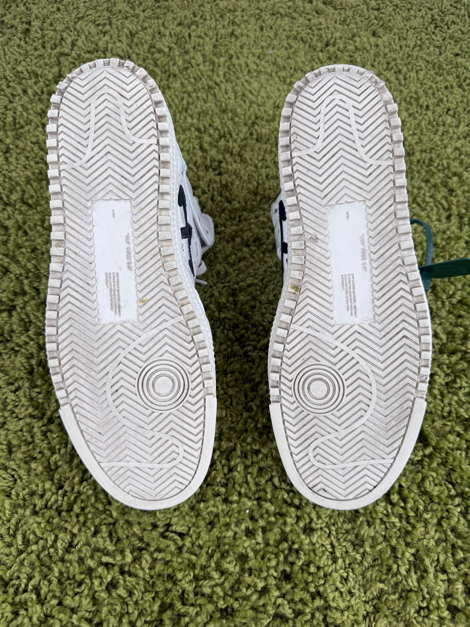 Off White High Sneaker 44