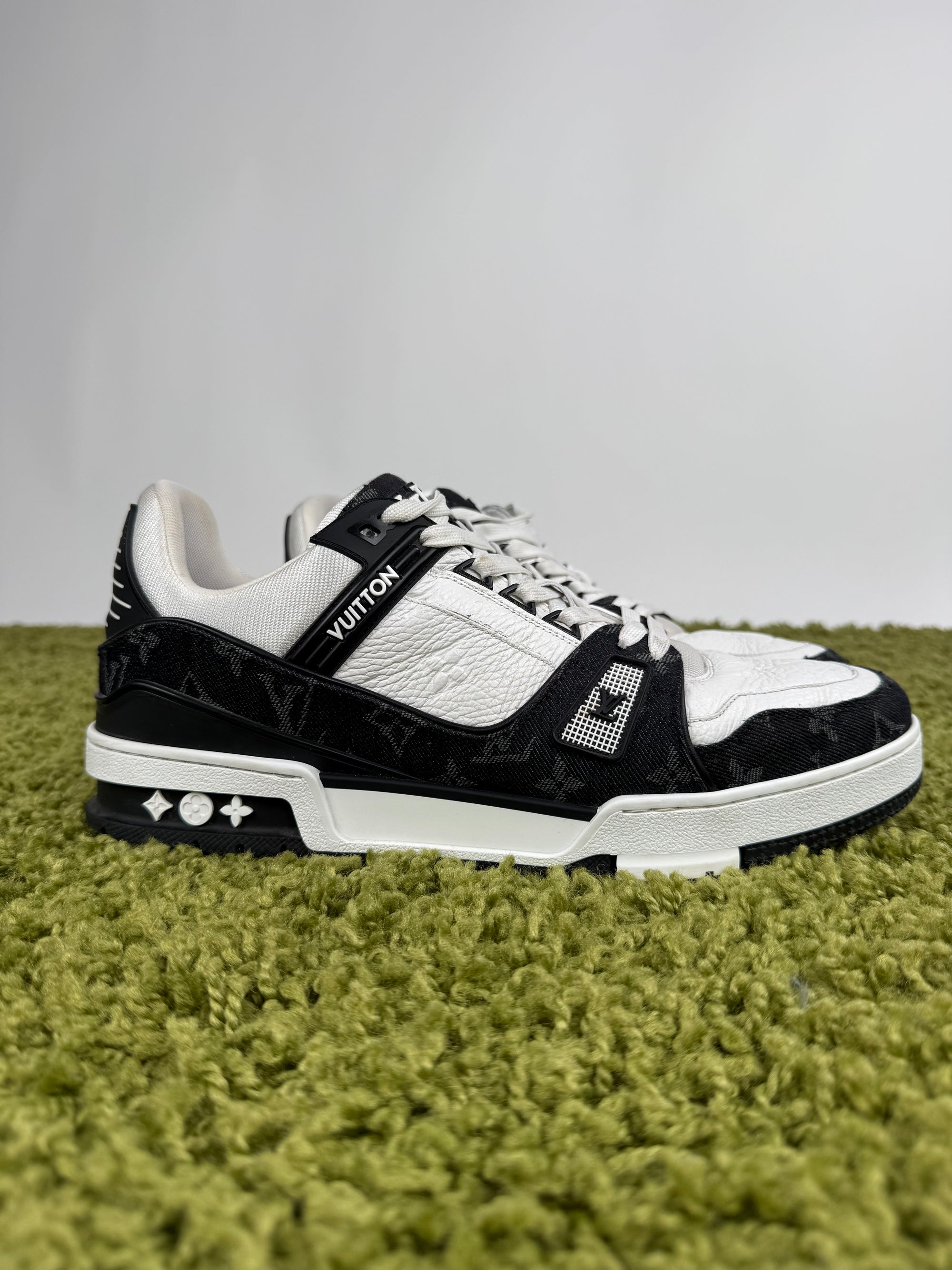 Louis Vuitton Trainer in Denim Nero 9