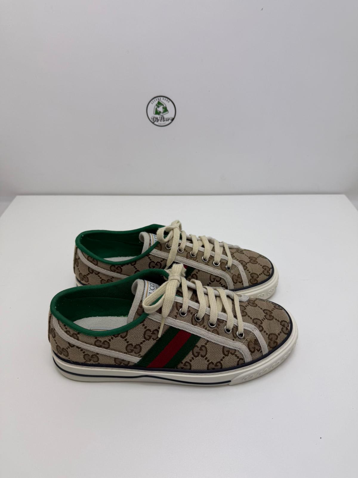 Gucci Size 38 veste 39 marrone