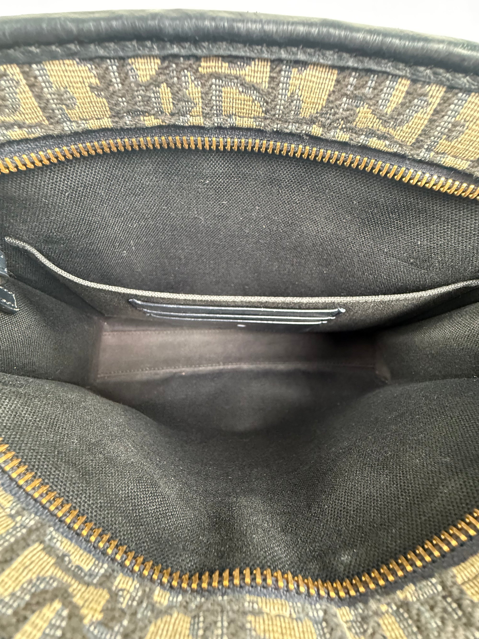 Pochette Dior Dea 30 Montaigne