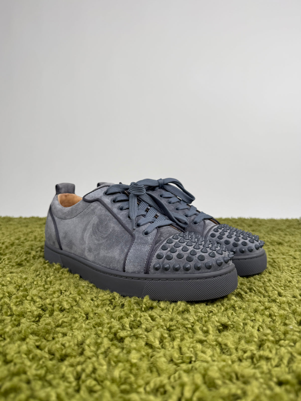 Christian Louboutin Spikes Grigio 42