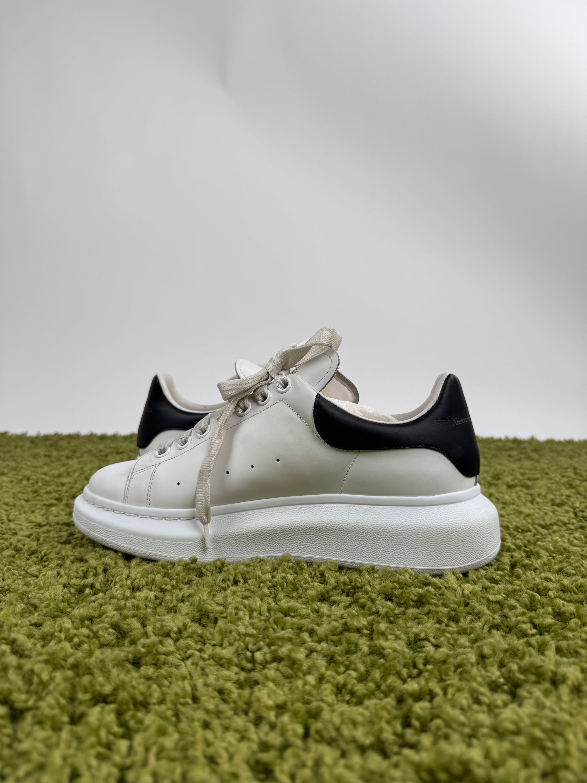 Alexander McQueen Sneaker 40.5