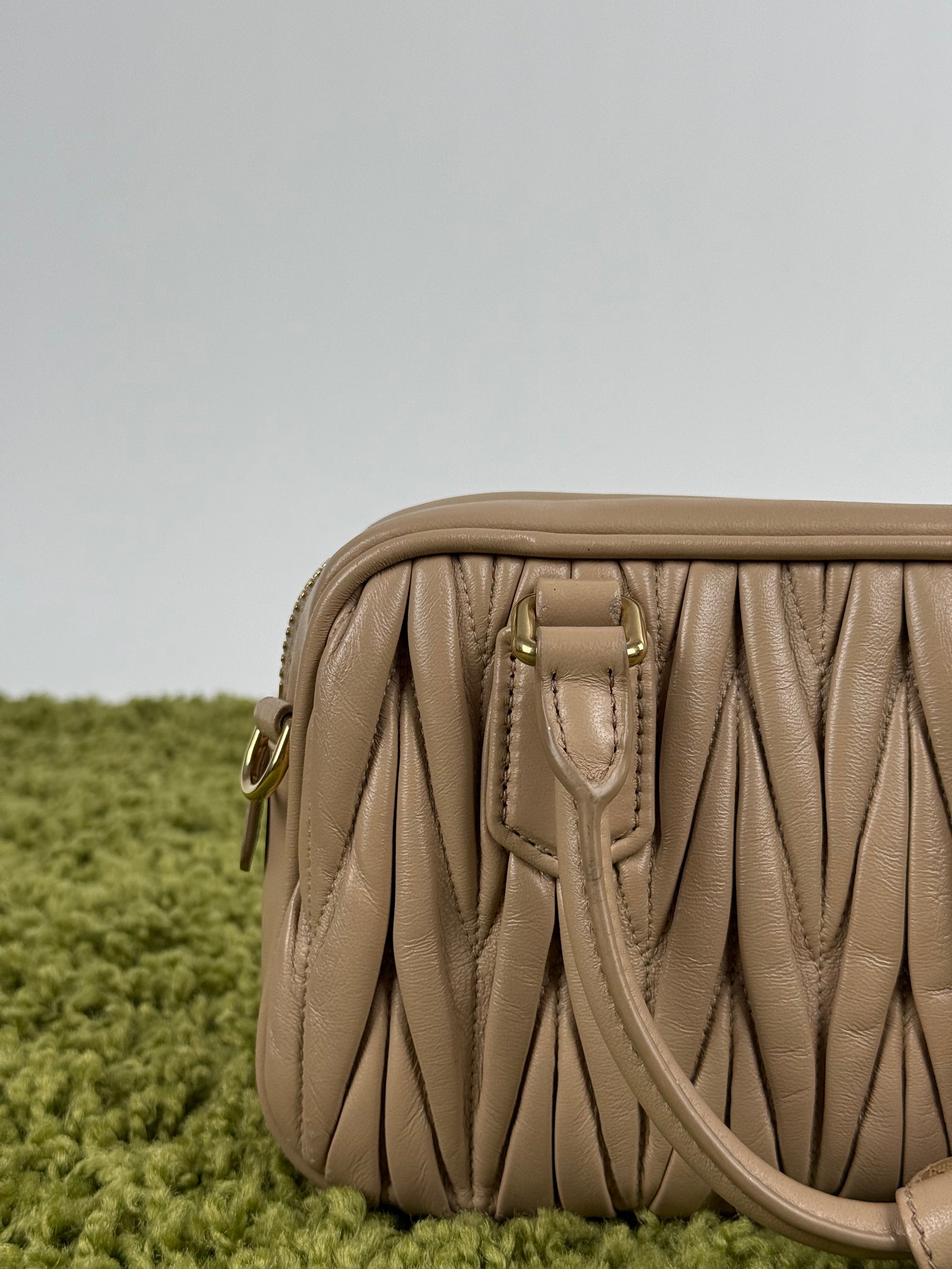 Borsa Arcadie Nappa Miu Miu Beige