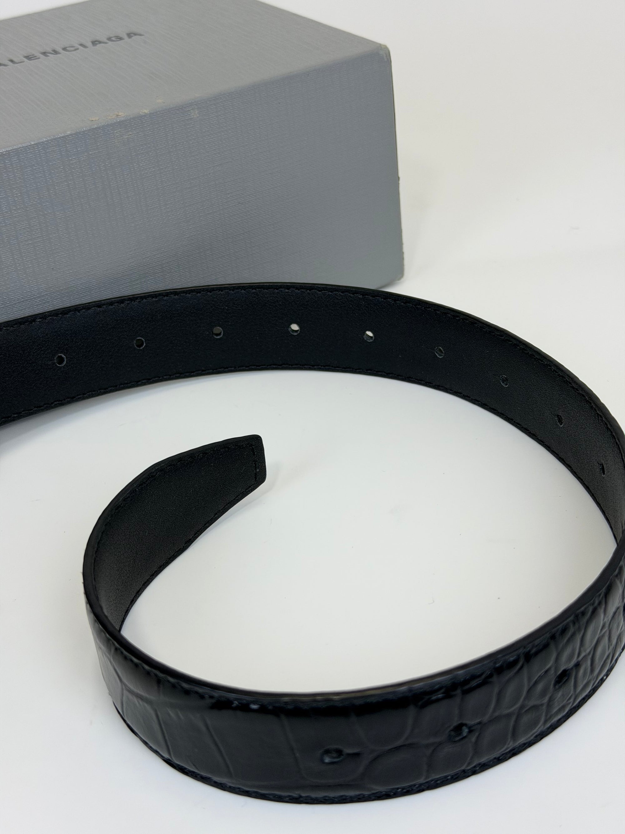 Cintura Balenciaga misura 80