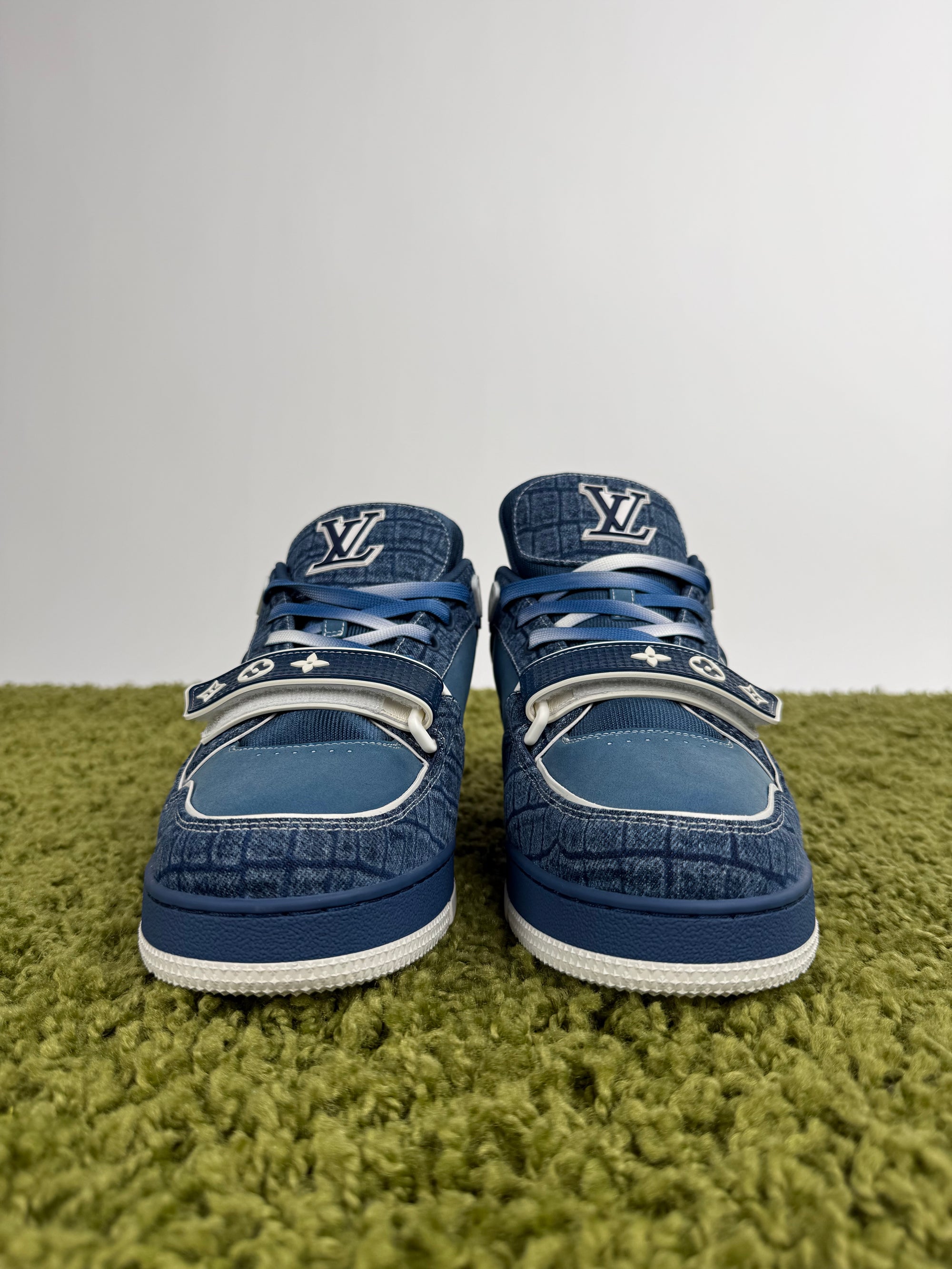 Louis Vuitton Trainer in Denim Blu 9.5