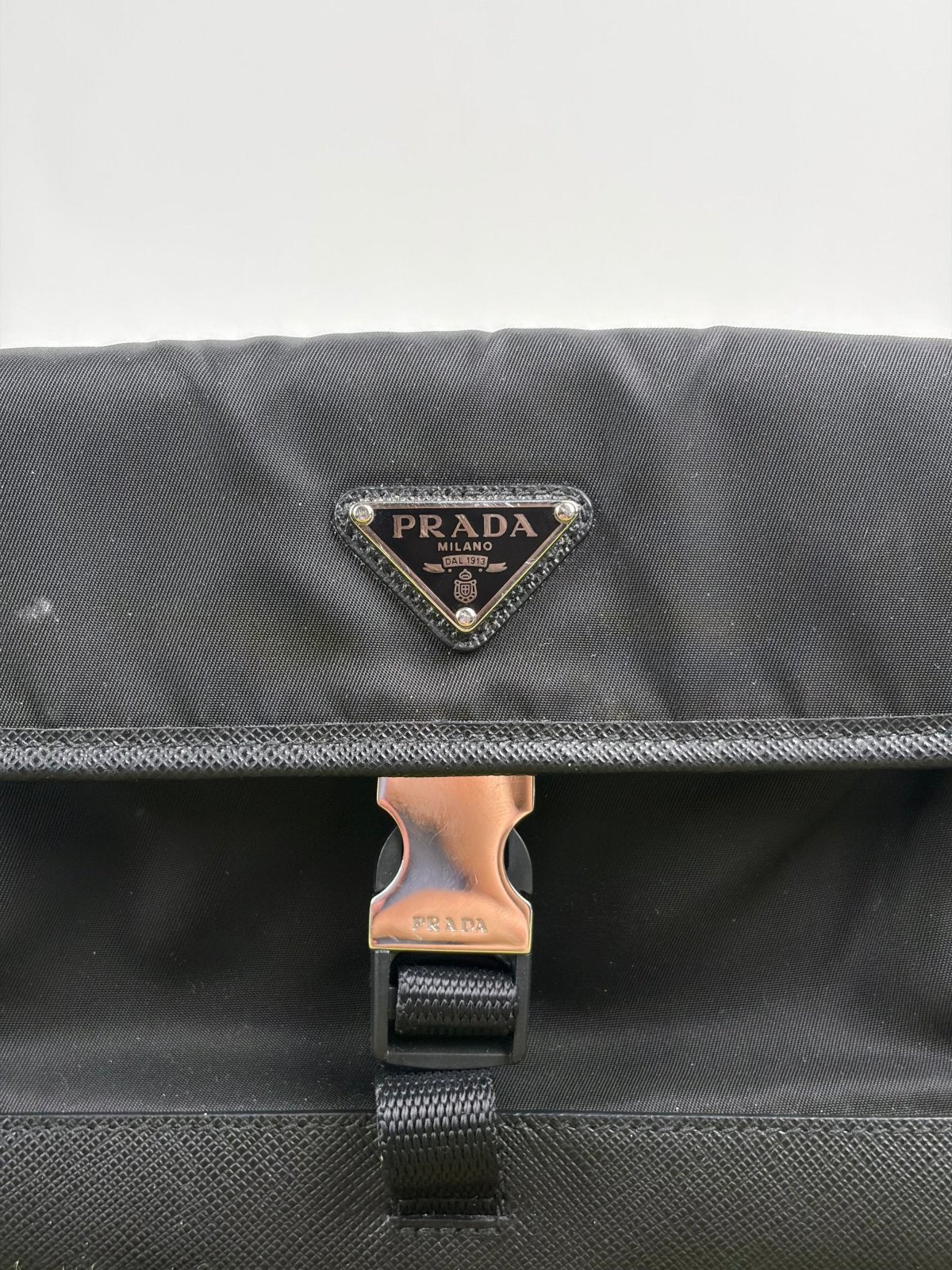 Borsa a tracolla Prada in Nylon Nero - Second Hand Di Fiore