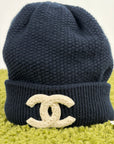 Cappello Chanel blu e bianco