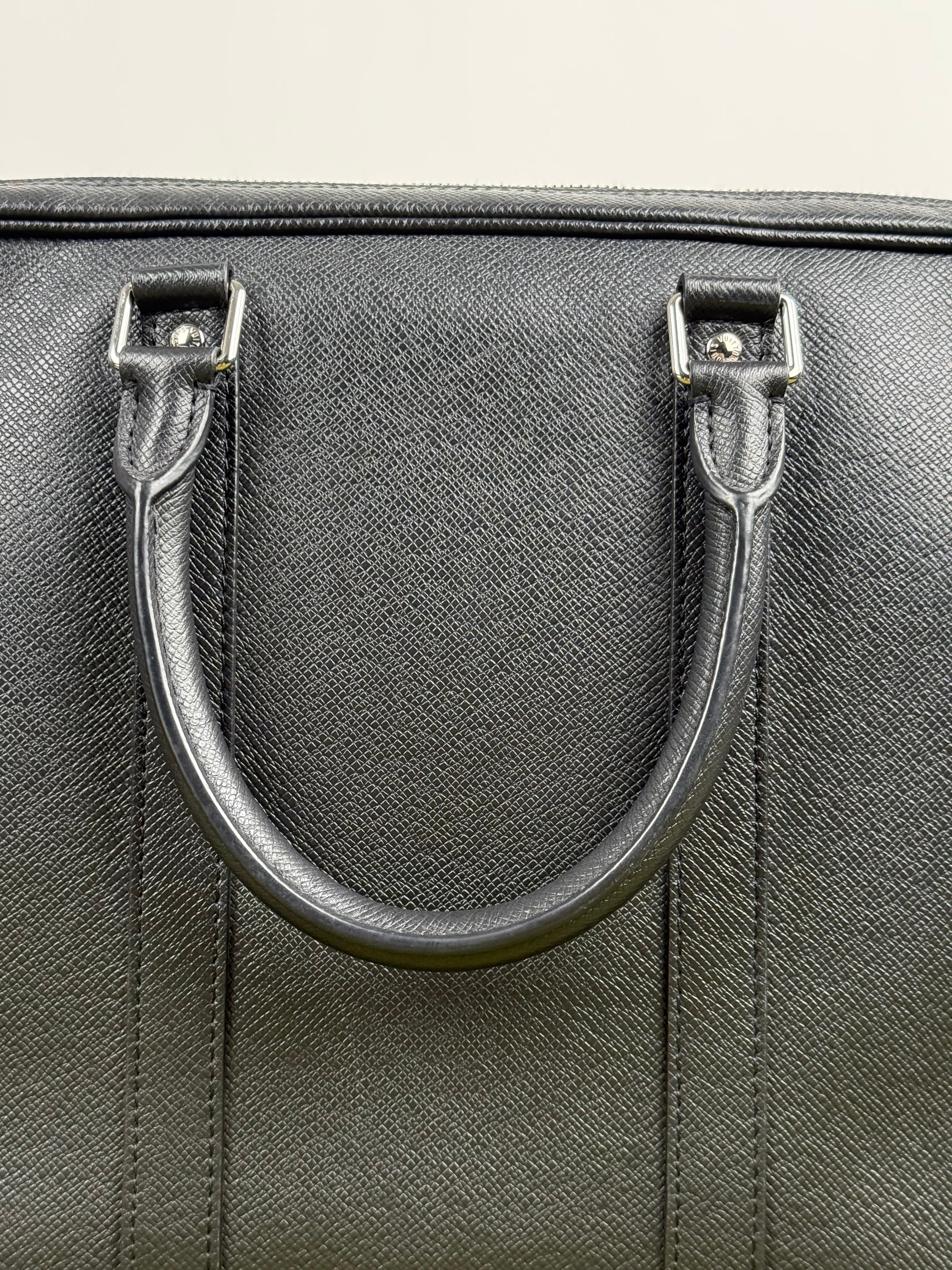Portadocumenti Voyage Louis Vuitton Grigio