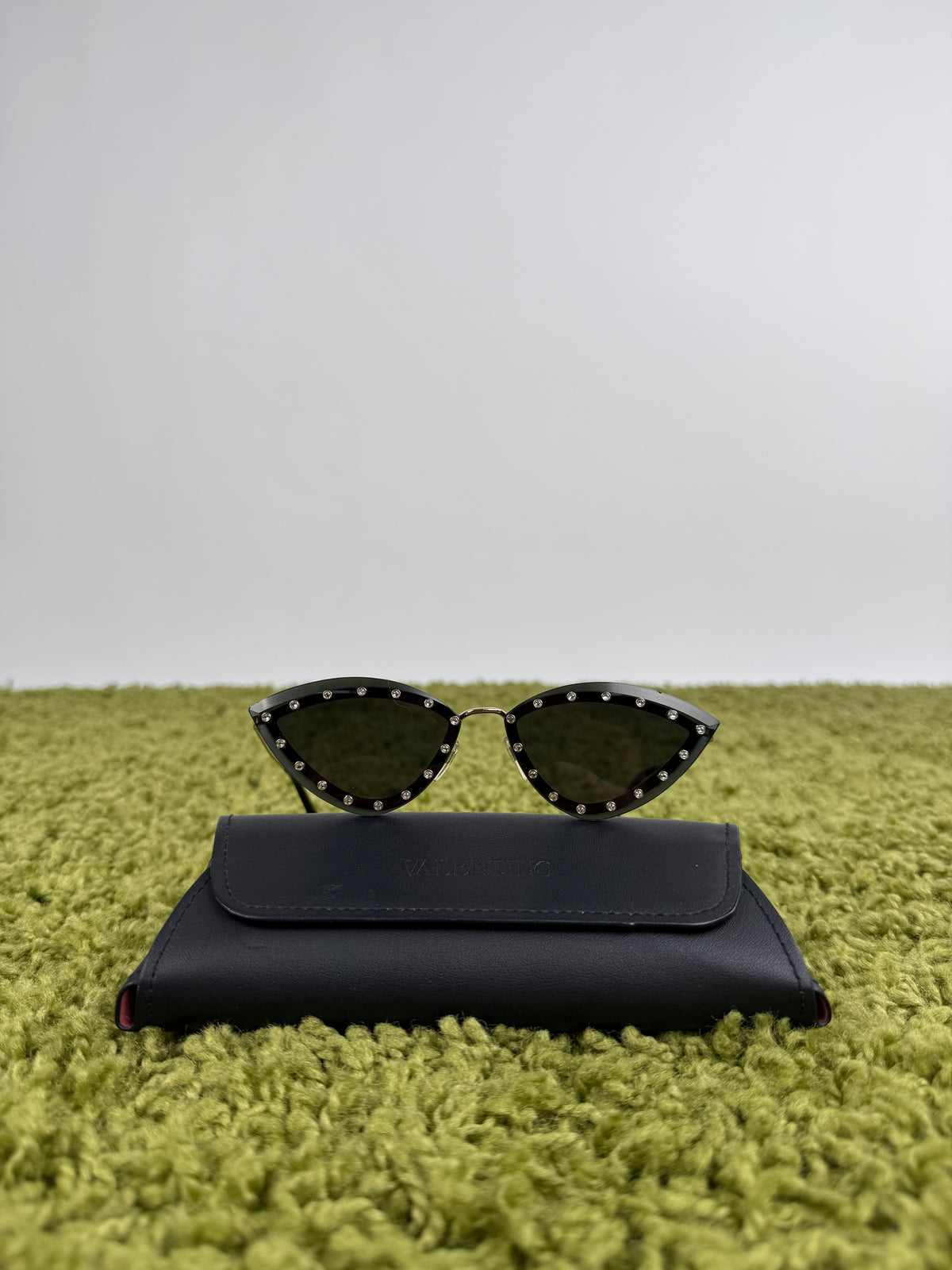 Occhiali da sole Valentino Cat Eye 2033 Nero