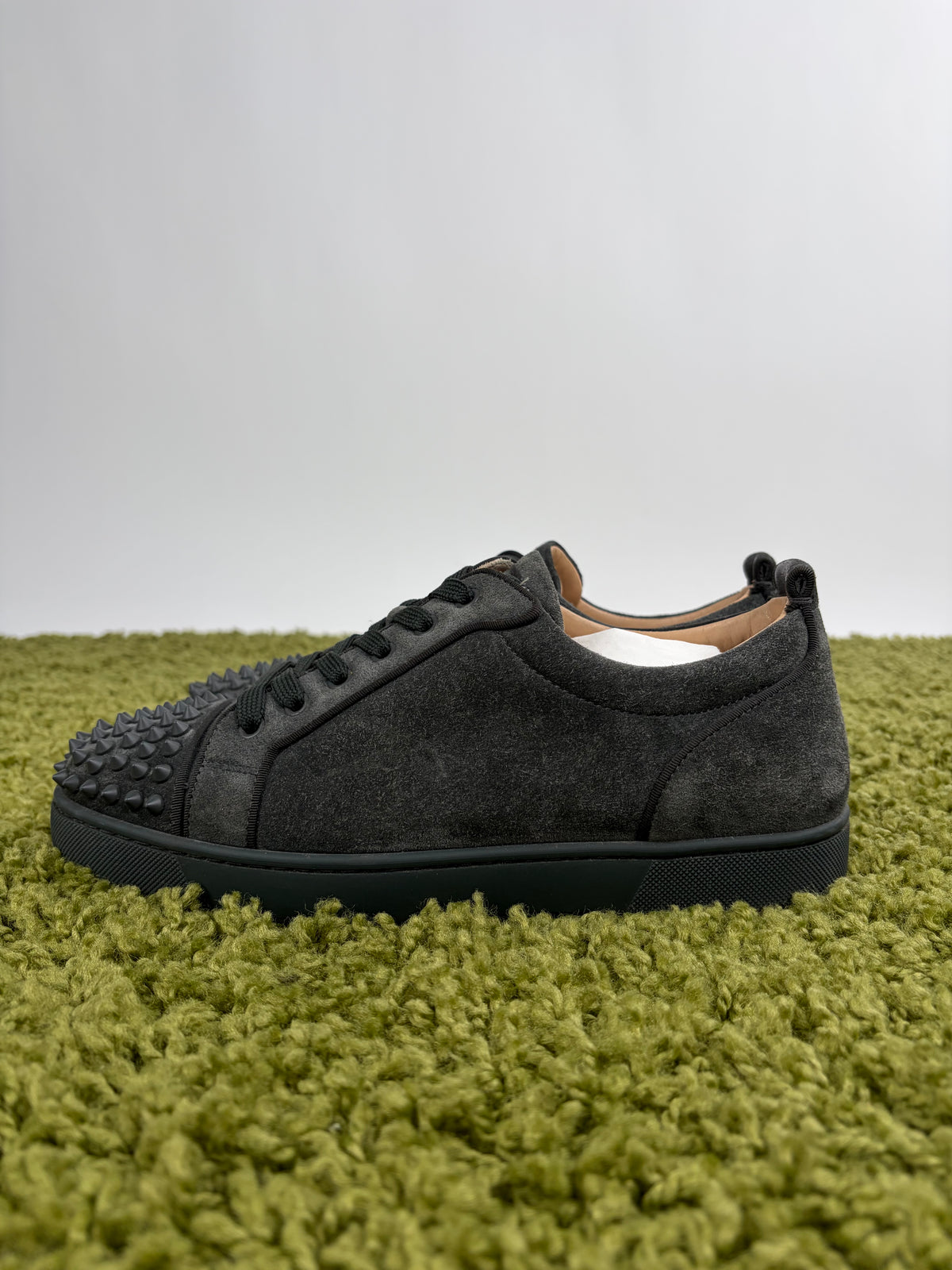 Christian Louboutin Spikes Low Verde 41