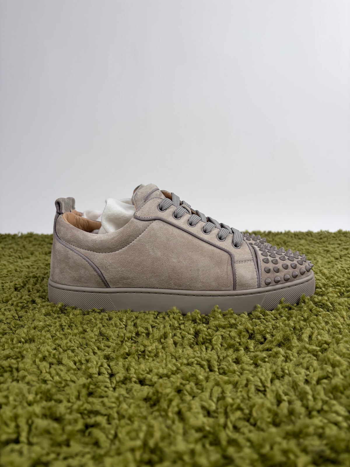 Christian Louboutin Spikes Low Grigia 42