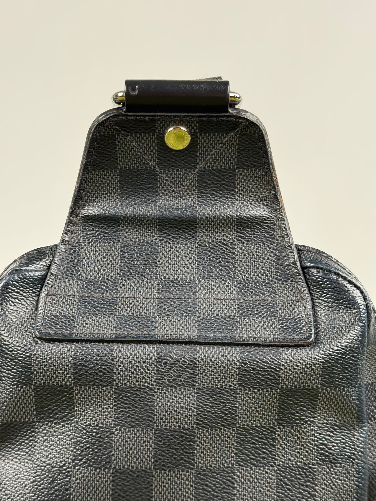 Mono spalla Louis Vuitton Avenue Sling Nero