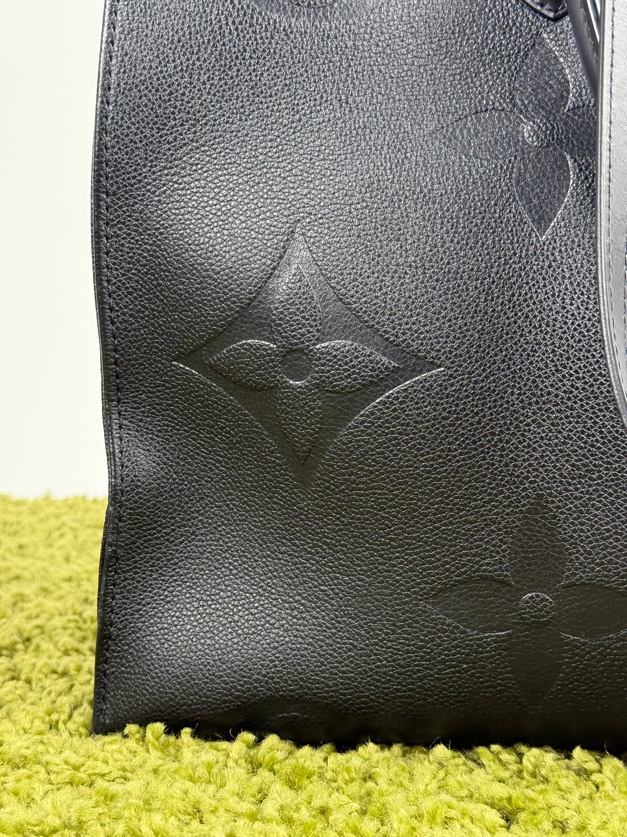 Tote Bag OnTheGo GM in pelle Louis Vuitton Nera