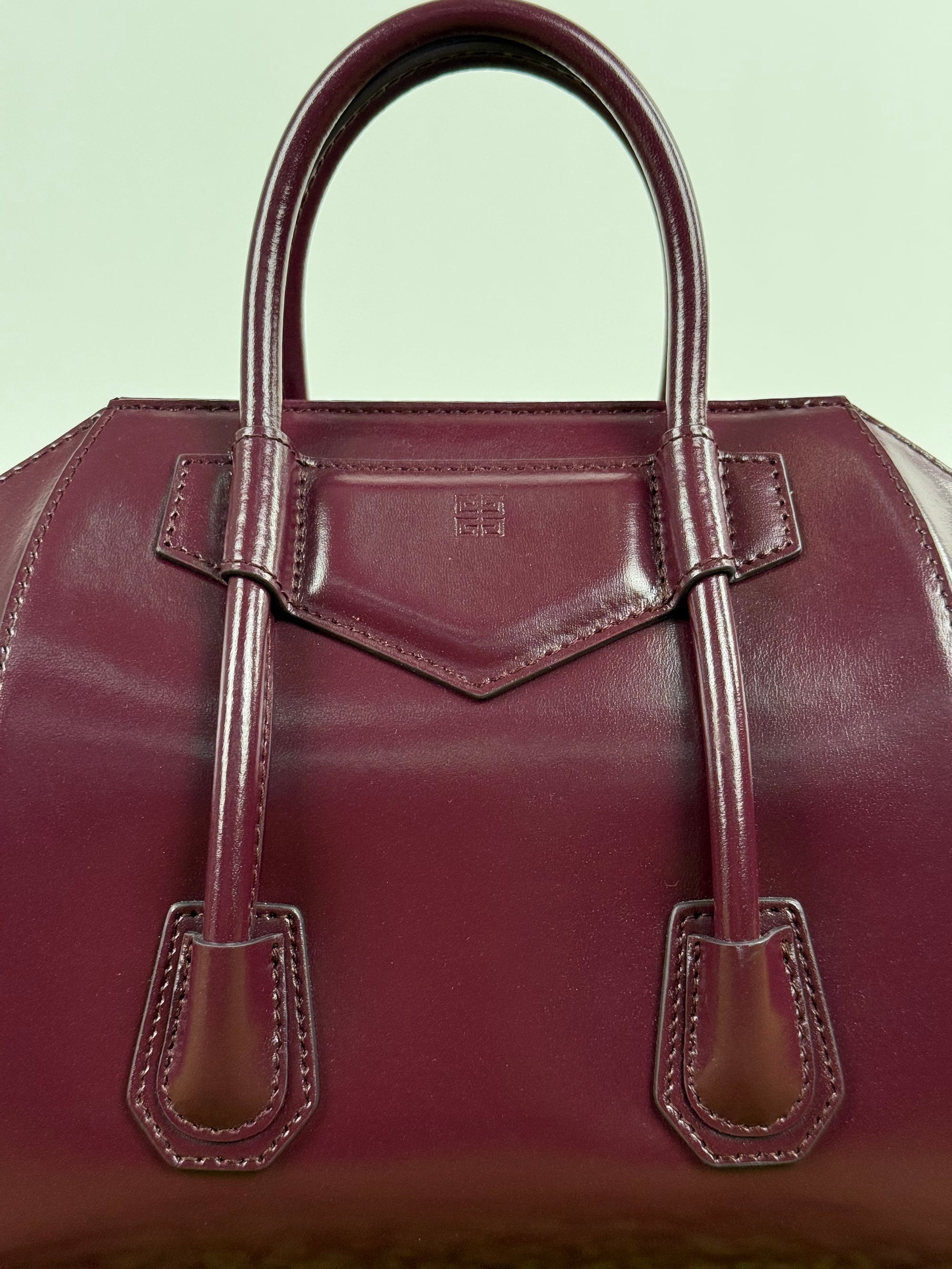 Borsa Mini Antigona Lock Bag Givenchy Bordeaux