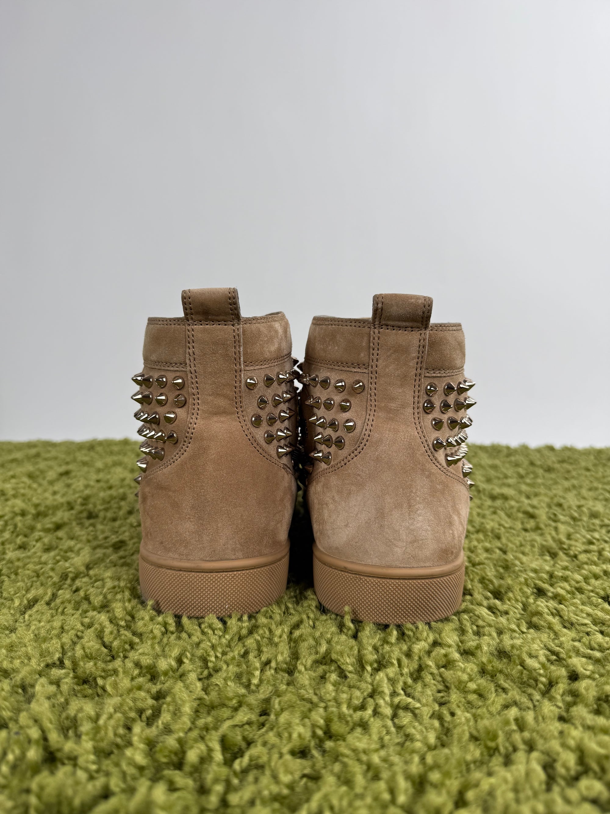 Christian Louboutin Spikes Beige 42.5