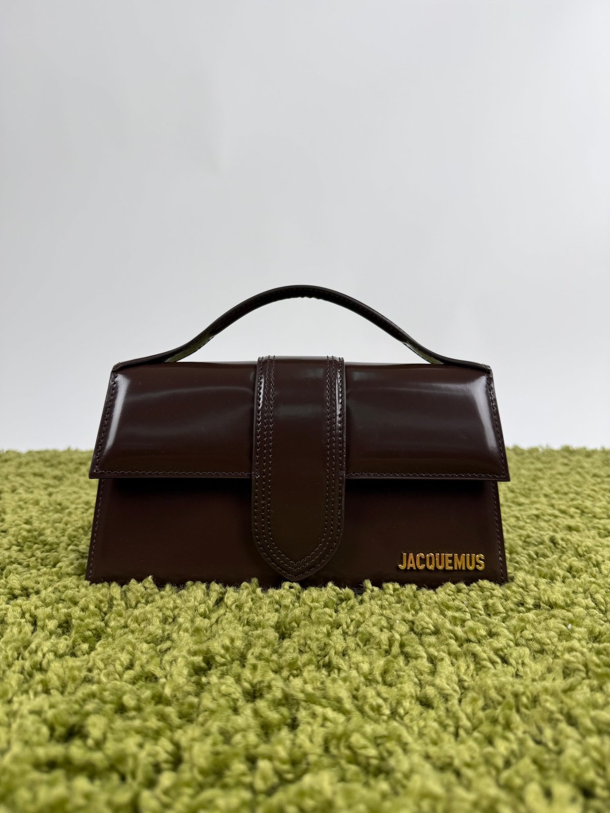 Jacquemus La grande Bambino Marrone Lucido - Second Hand Di Fiore