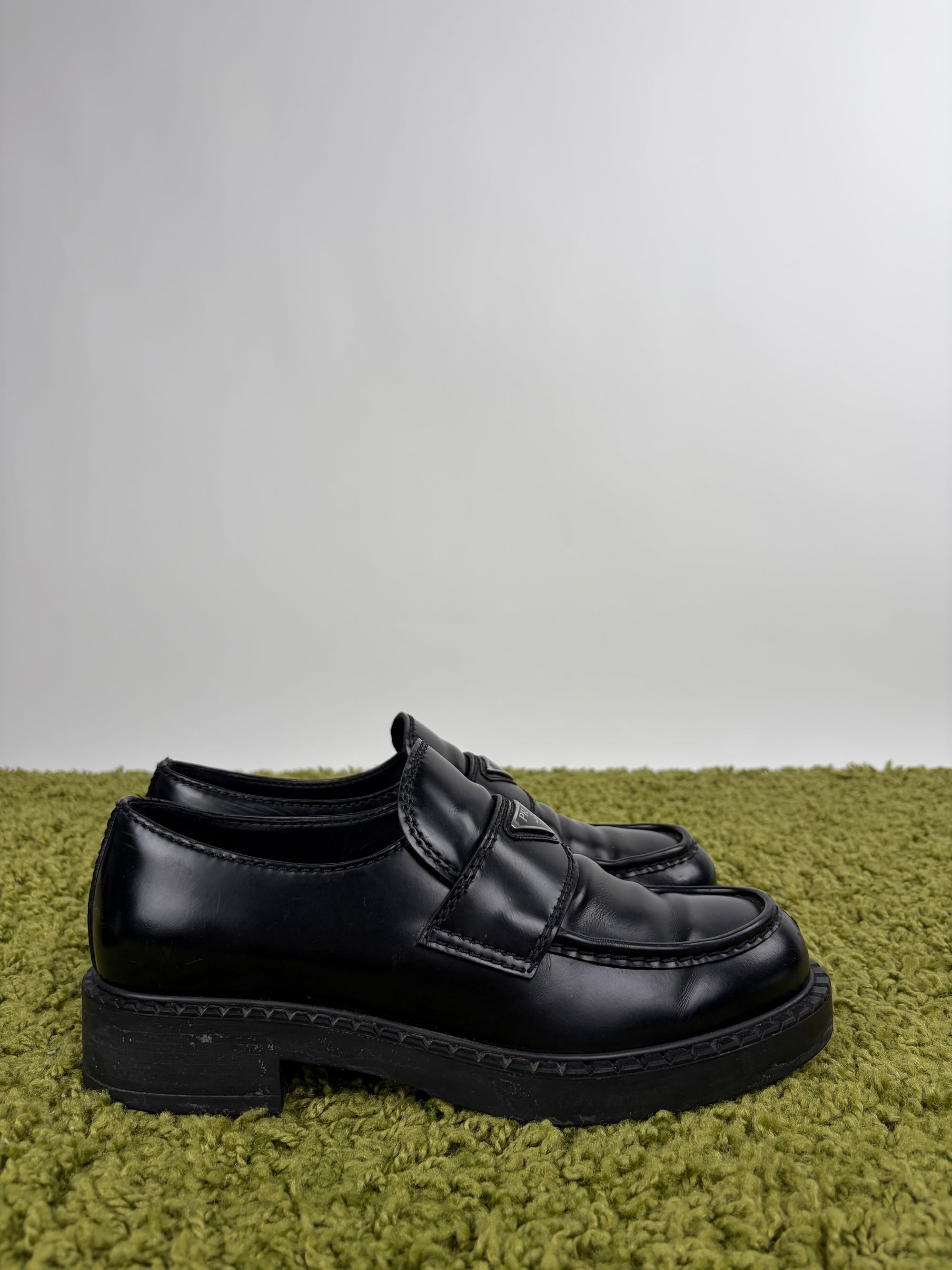 Mocassino Prada Size 7.5=41.5 neri