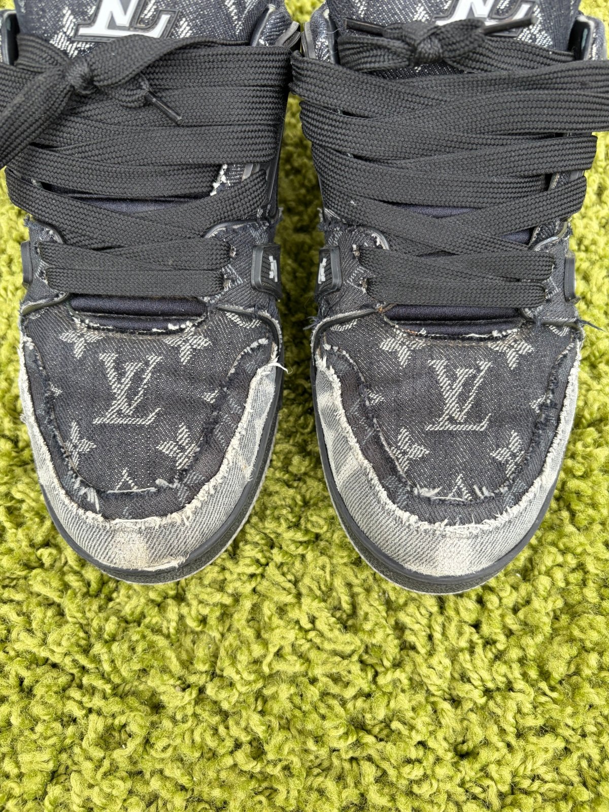 Louis Vuitton Trainer In Denim Nera 6 - Second Hand Di Fiore