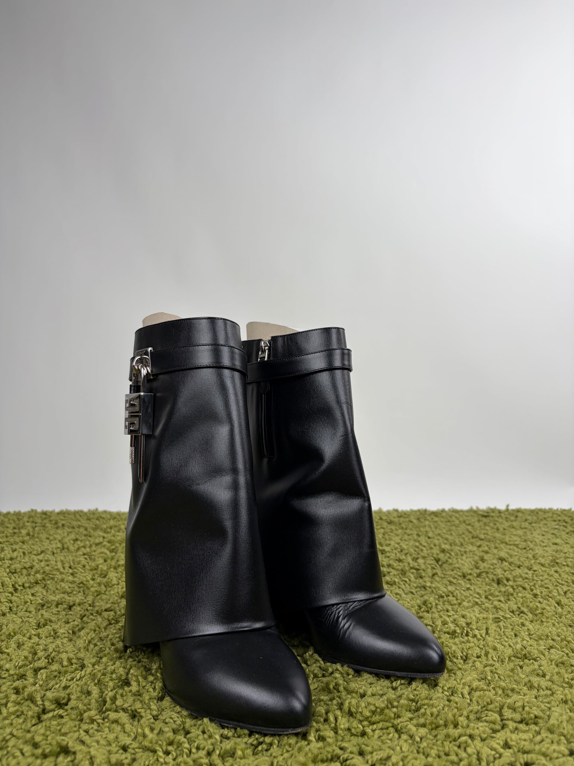 Stivali Givenchy Size 40 neri