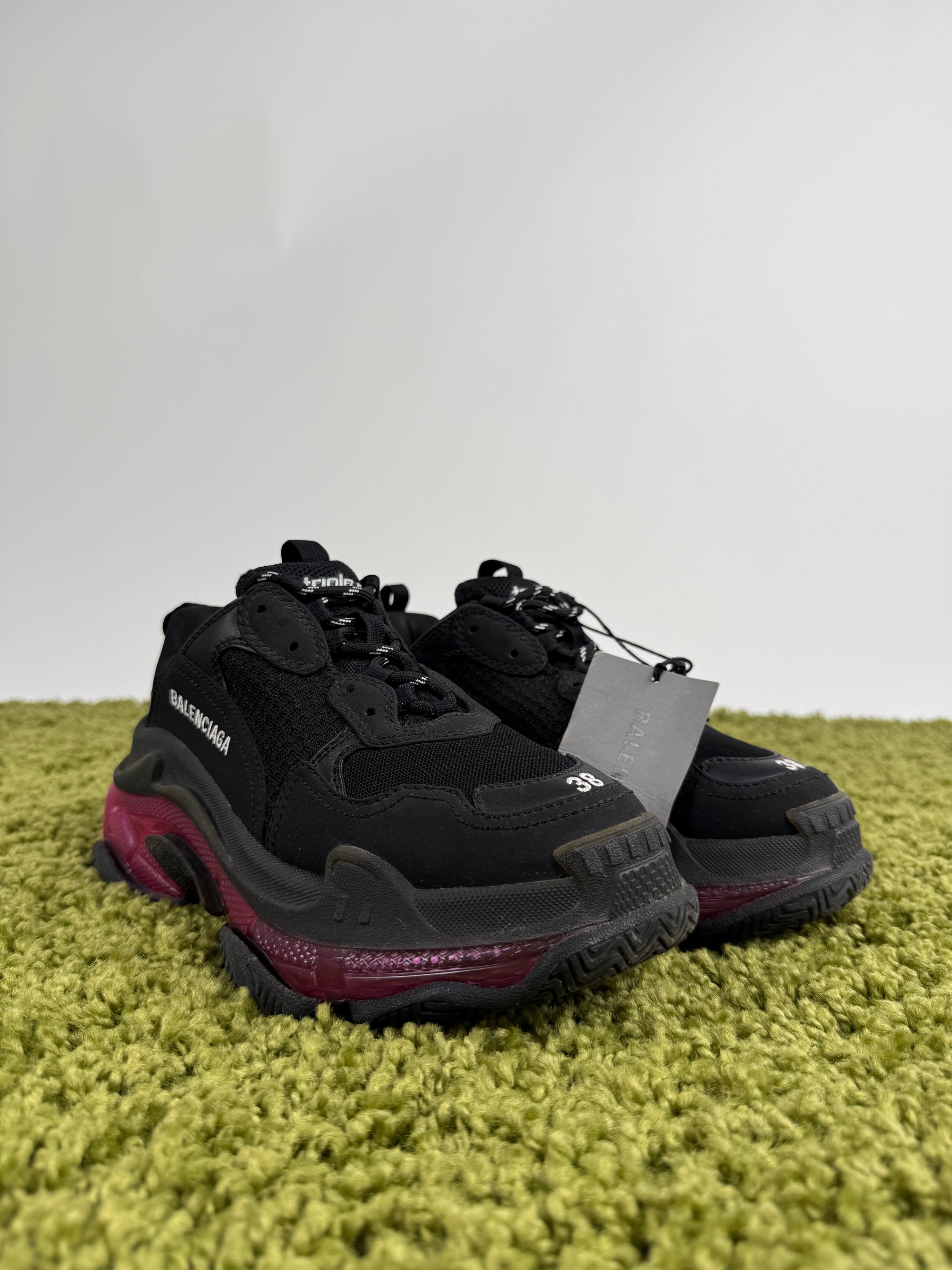 Balenciaga Triple S 38