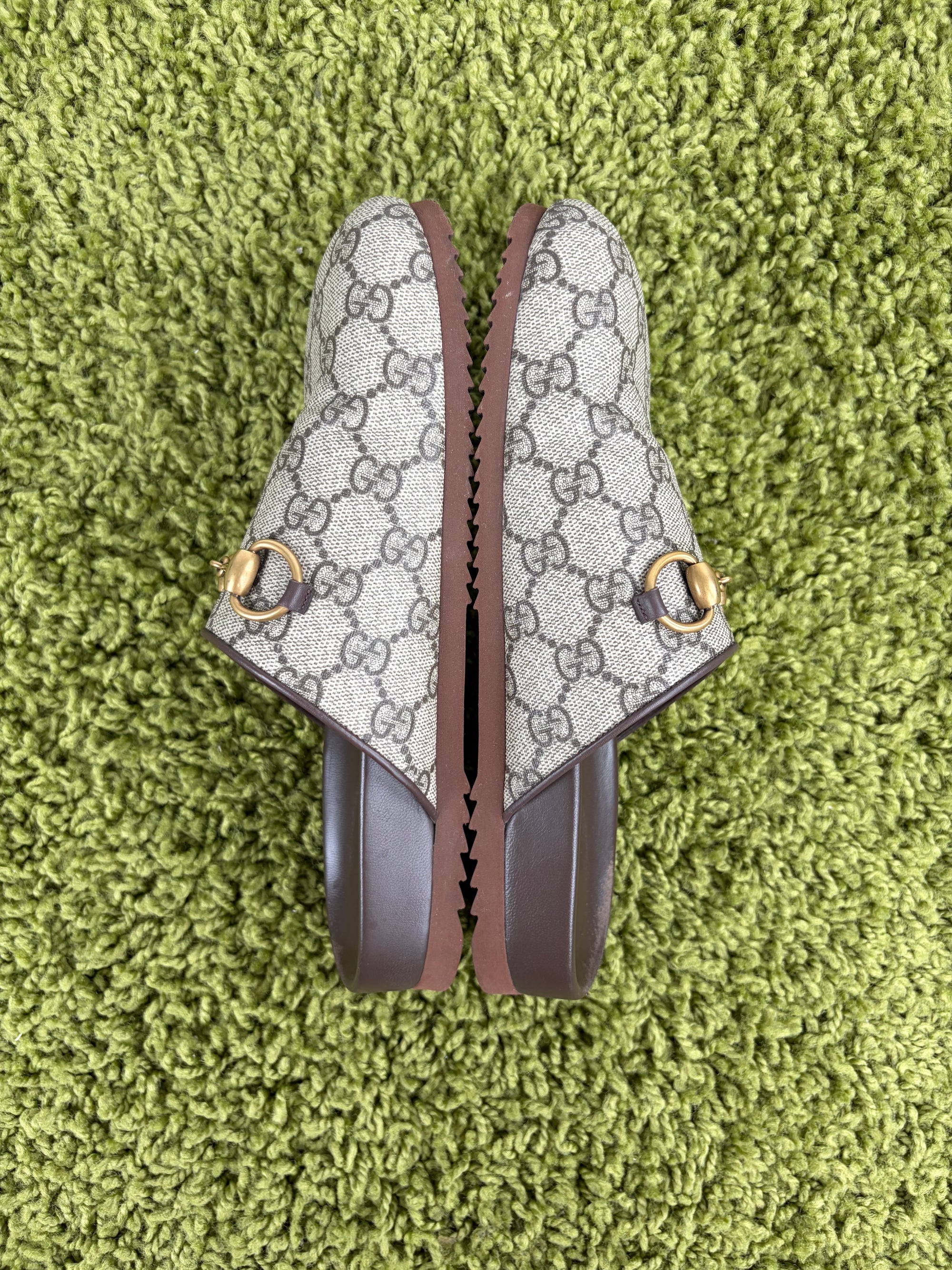 Sandali Gucci Size 37.5 beige e marroni