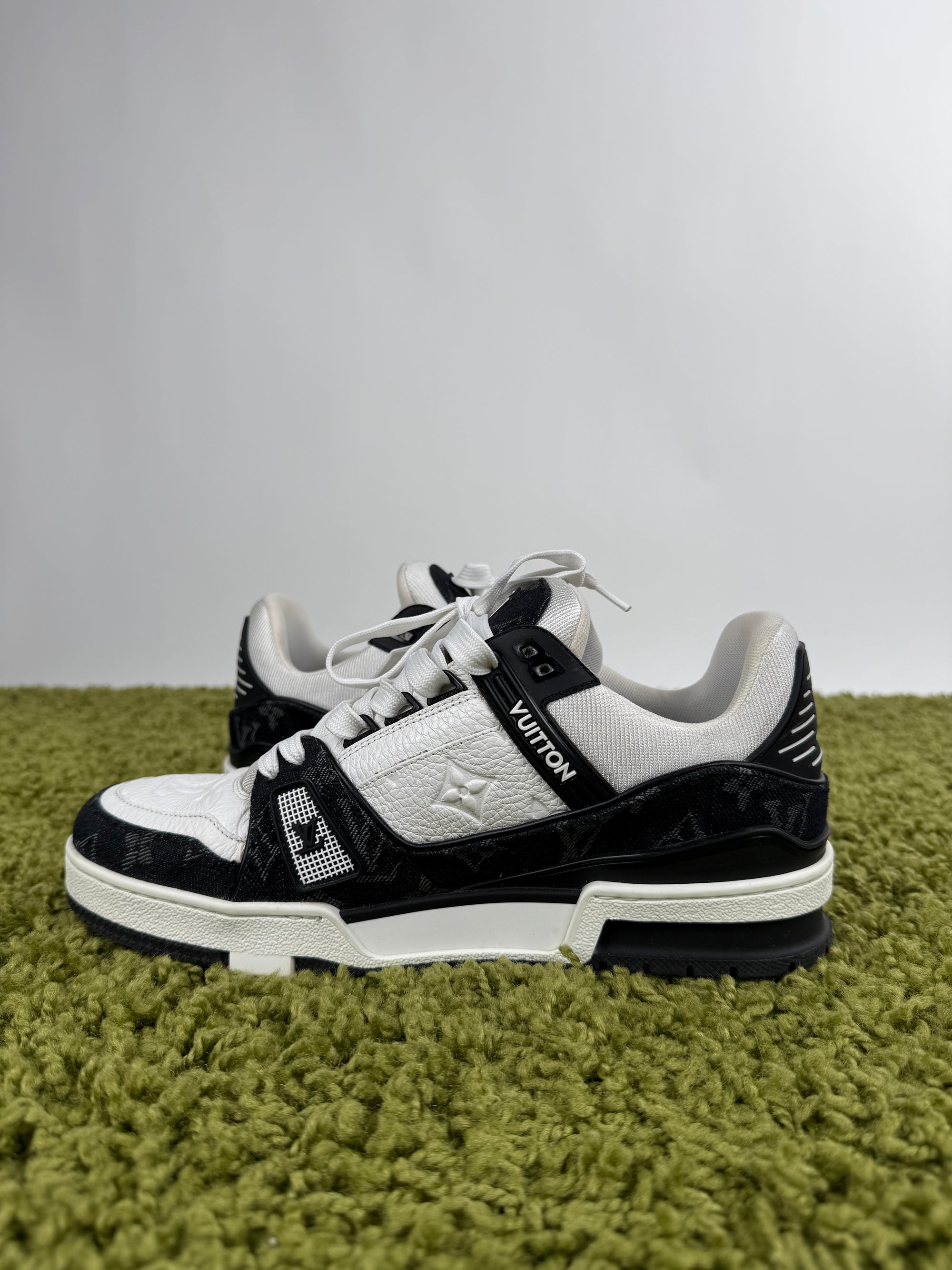 Louis Vuitton Trainer in denim Nere 6