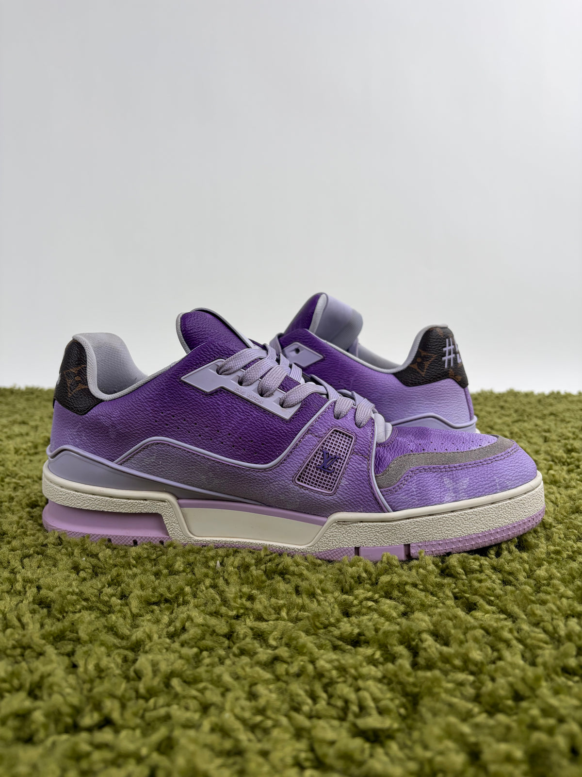Louis Vuitton Trainer Viola 7.5