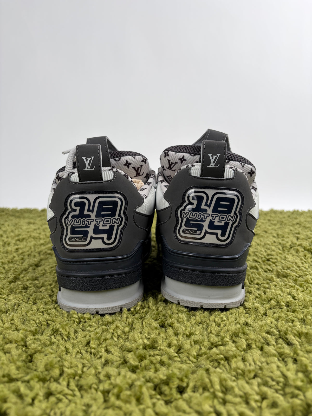 Louis Vuitton Skate Grigia 8
