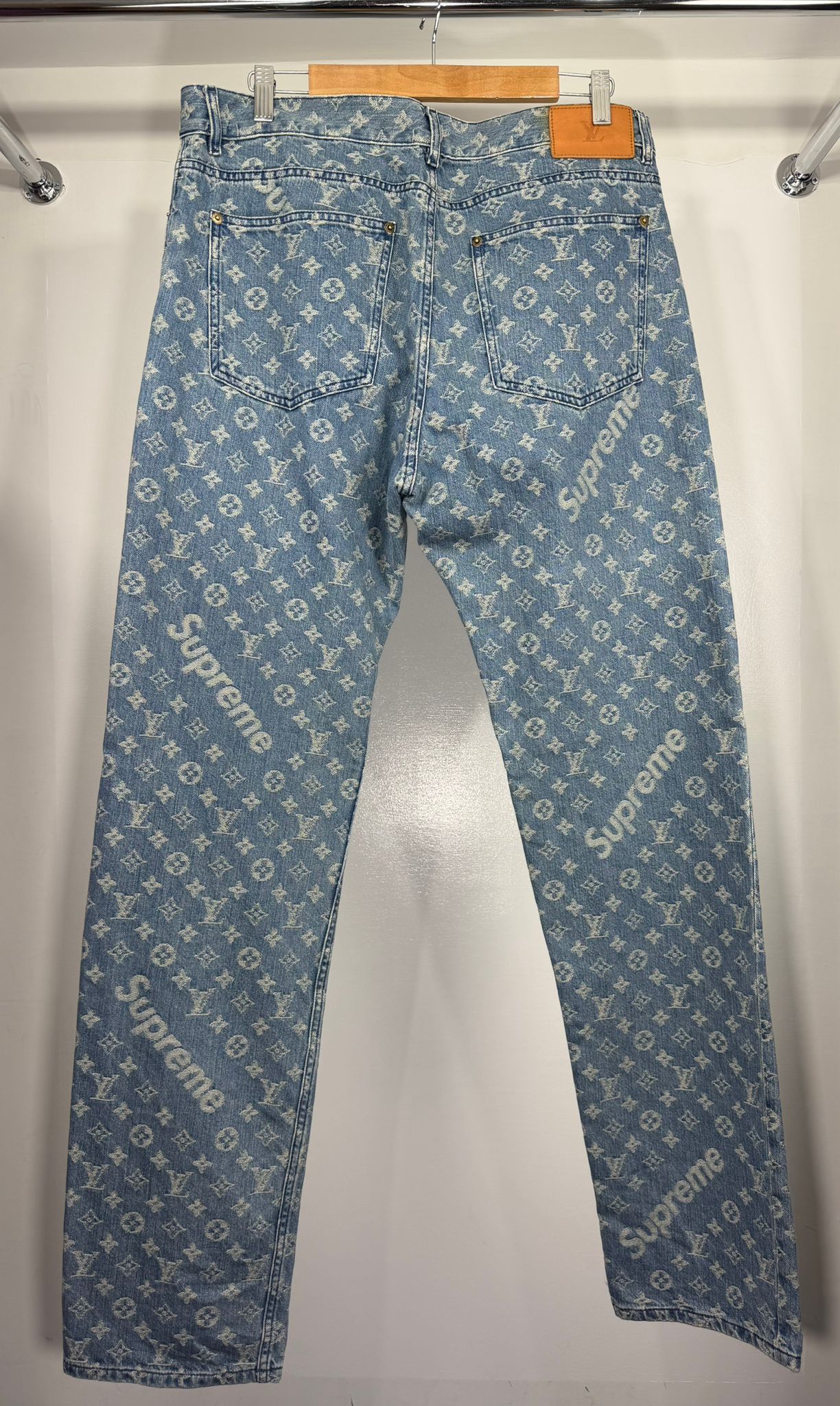Completo Louis Vuitton X Supreme Size 50/34 blu e bianco