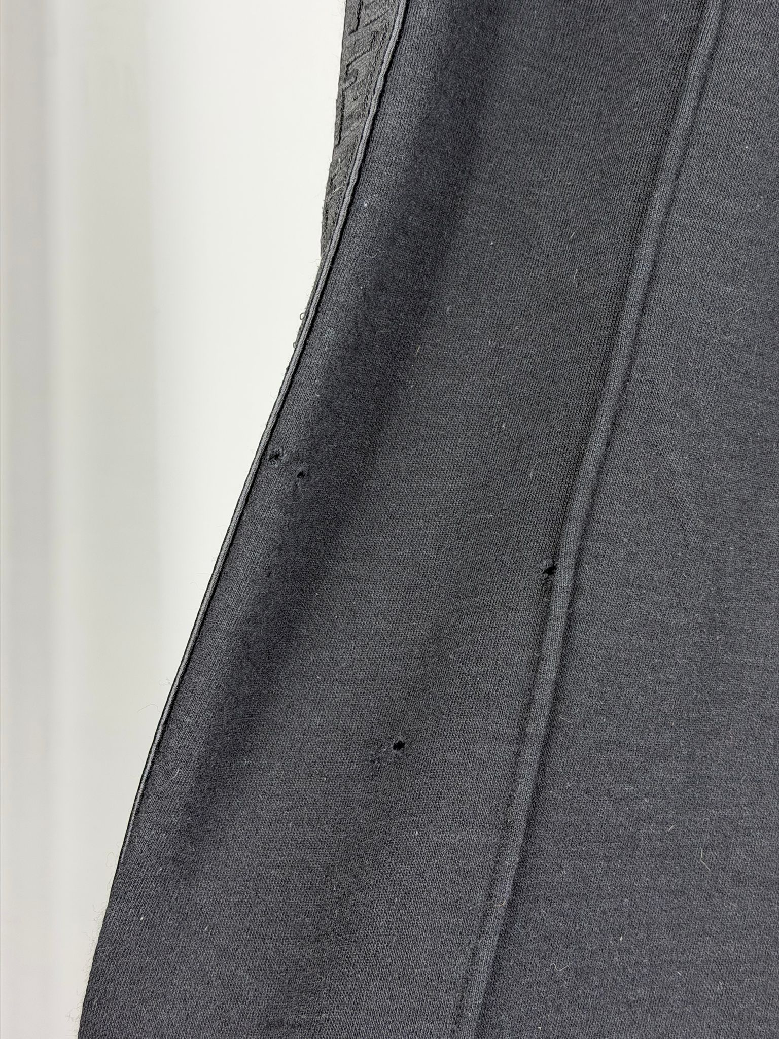 Felpa e Pantalone Fendi Size M e L nera