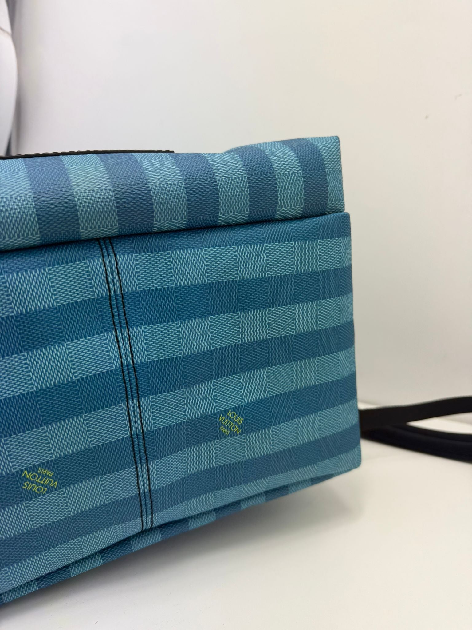 Zaino Louis Vuitton discovery damier stripes city azzurro