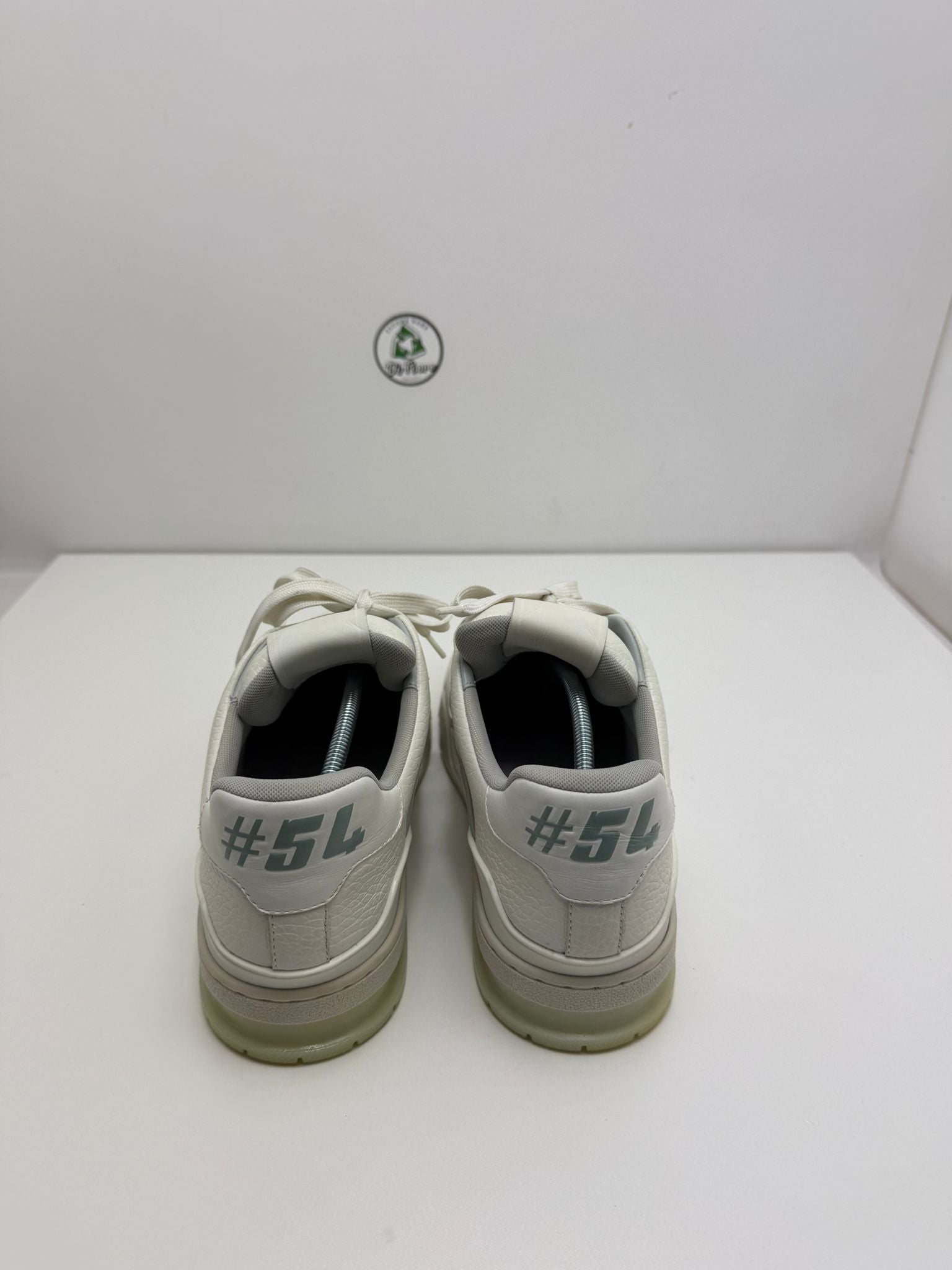 Louis Vuitton trainer 7.5=41.5 veste 42.5 bianca