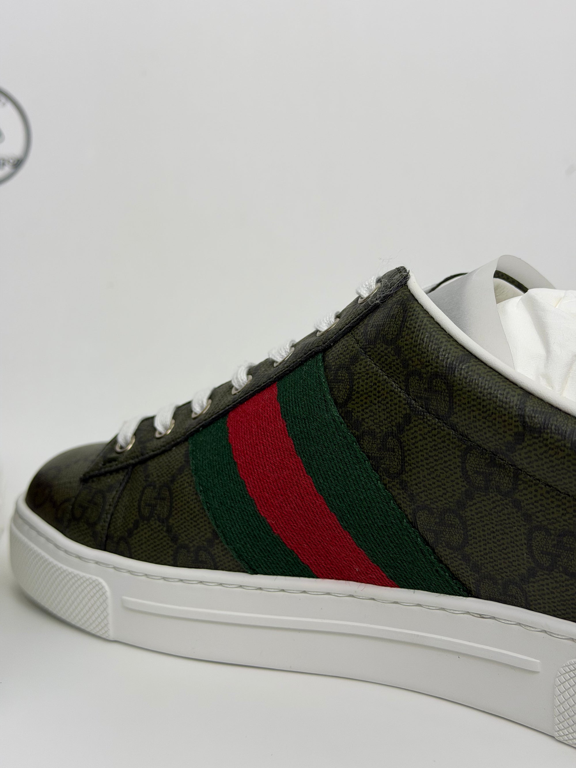Gucci ace Size 6 verde