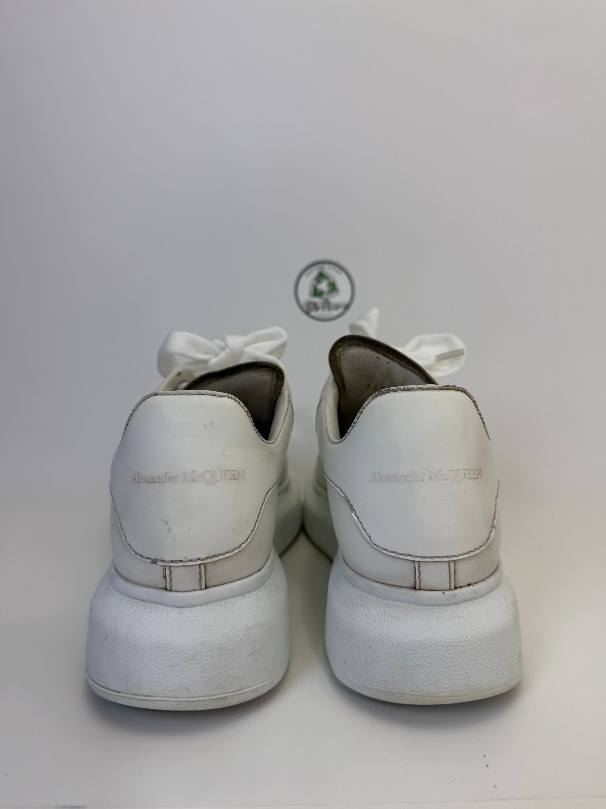 Alexander McQueen 37