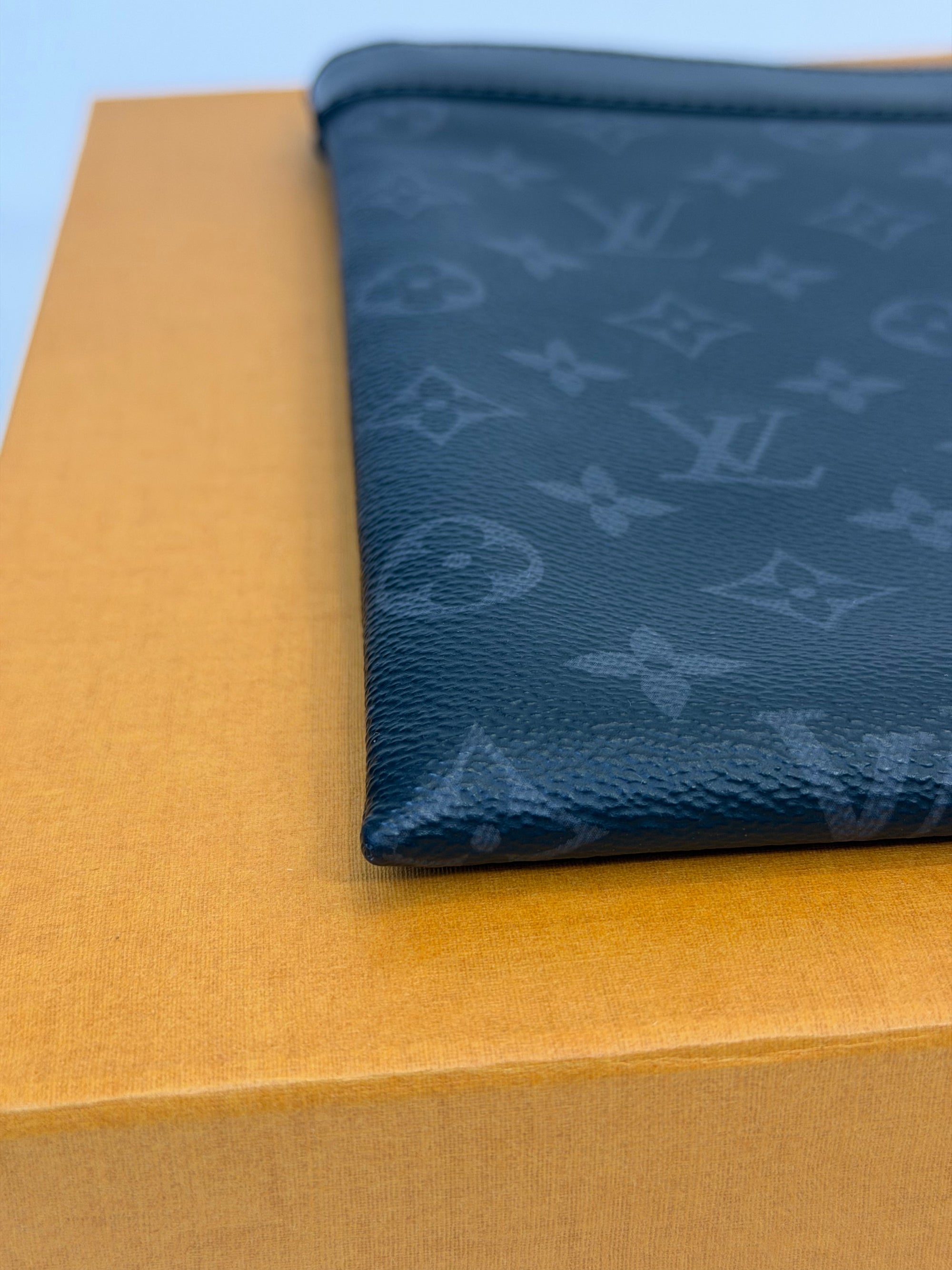 Pochette Louis Vuitton