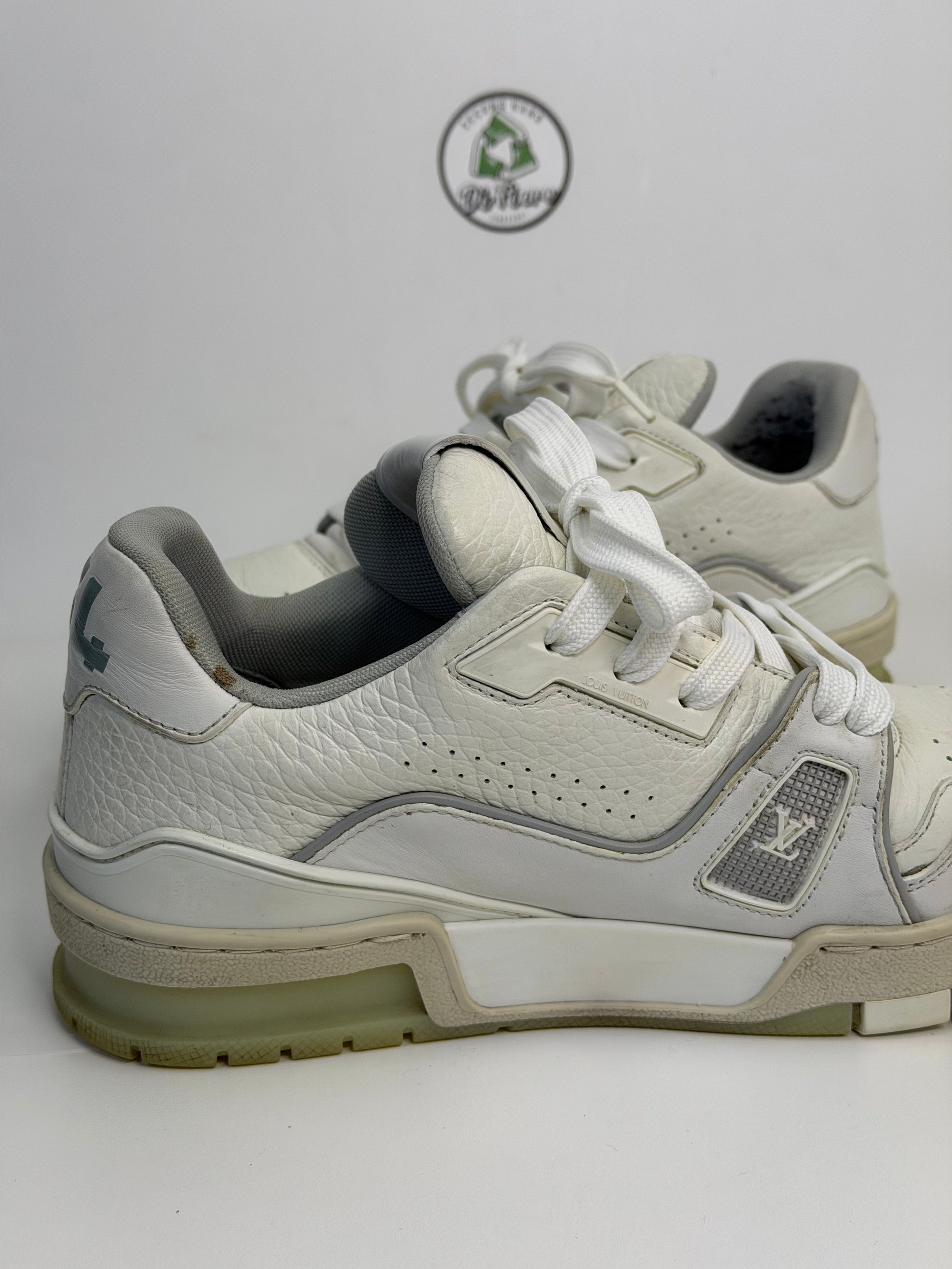 Louis Vuitton trainer 38