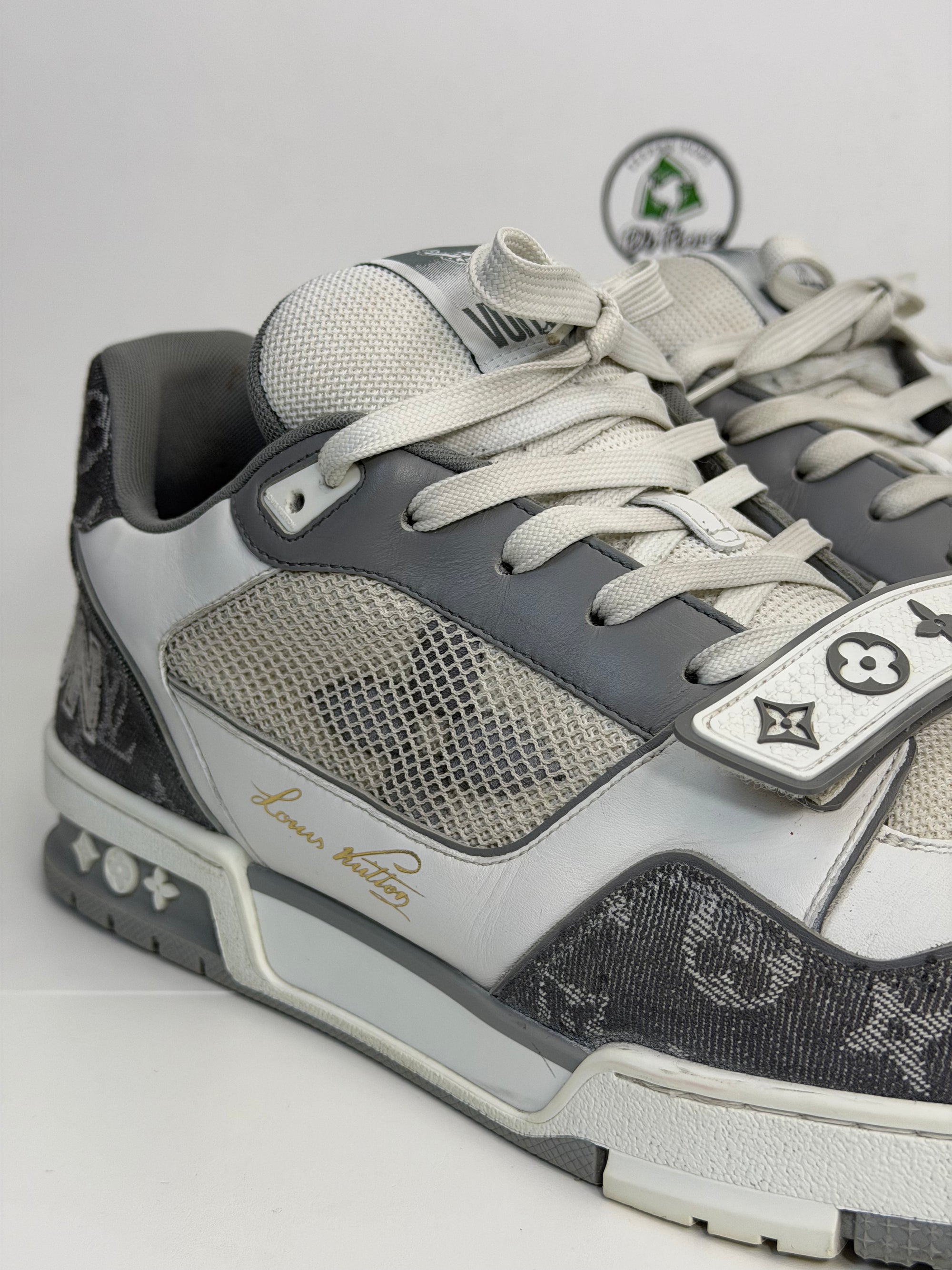 Louis Vuitton strap 46