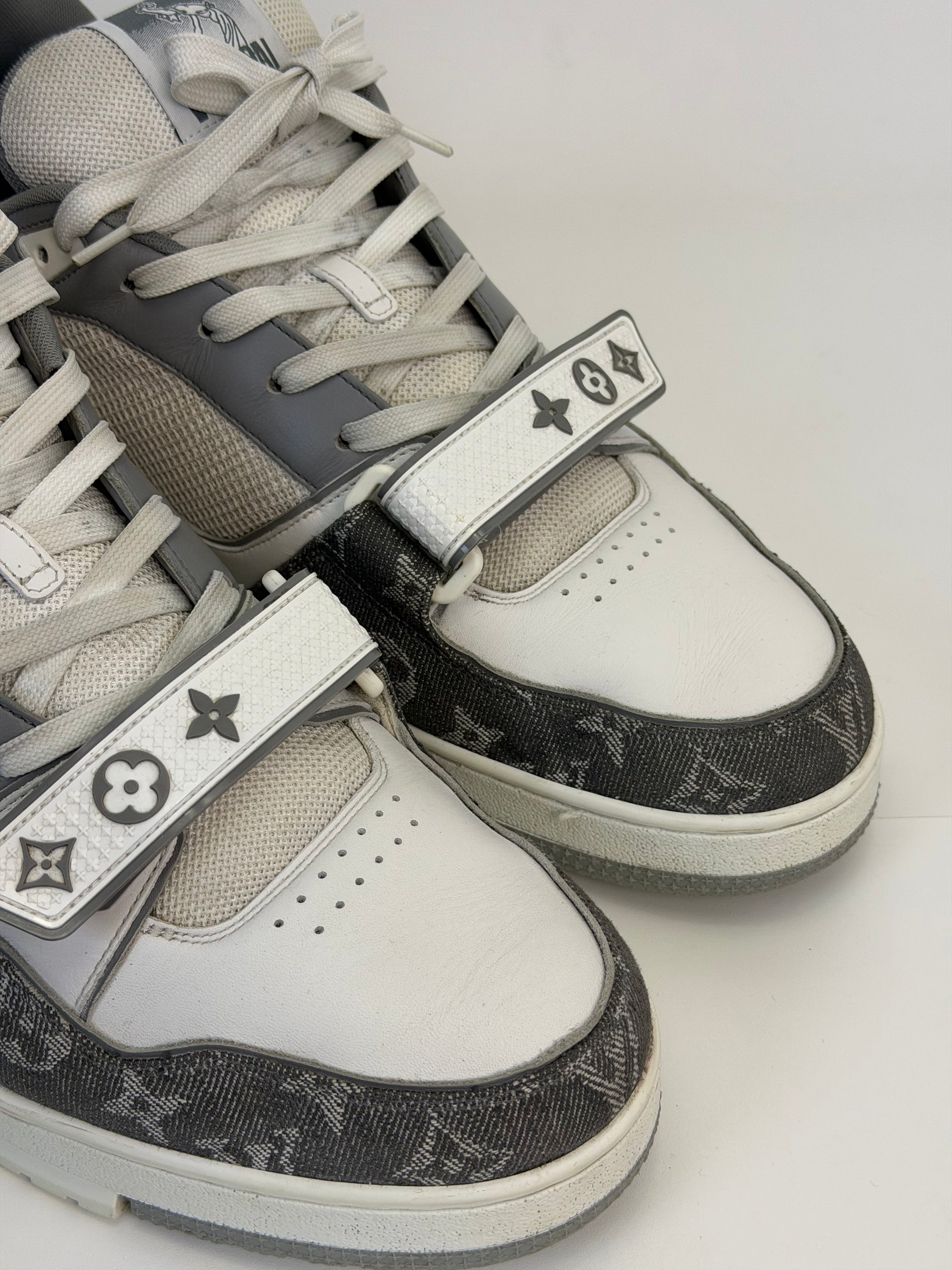 Louis Vuitton strap 46