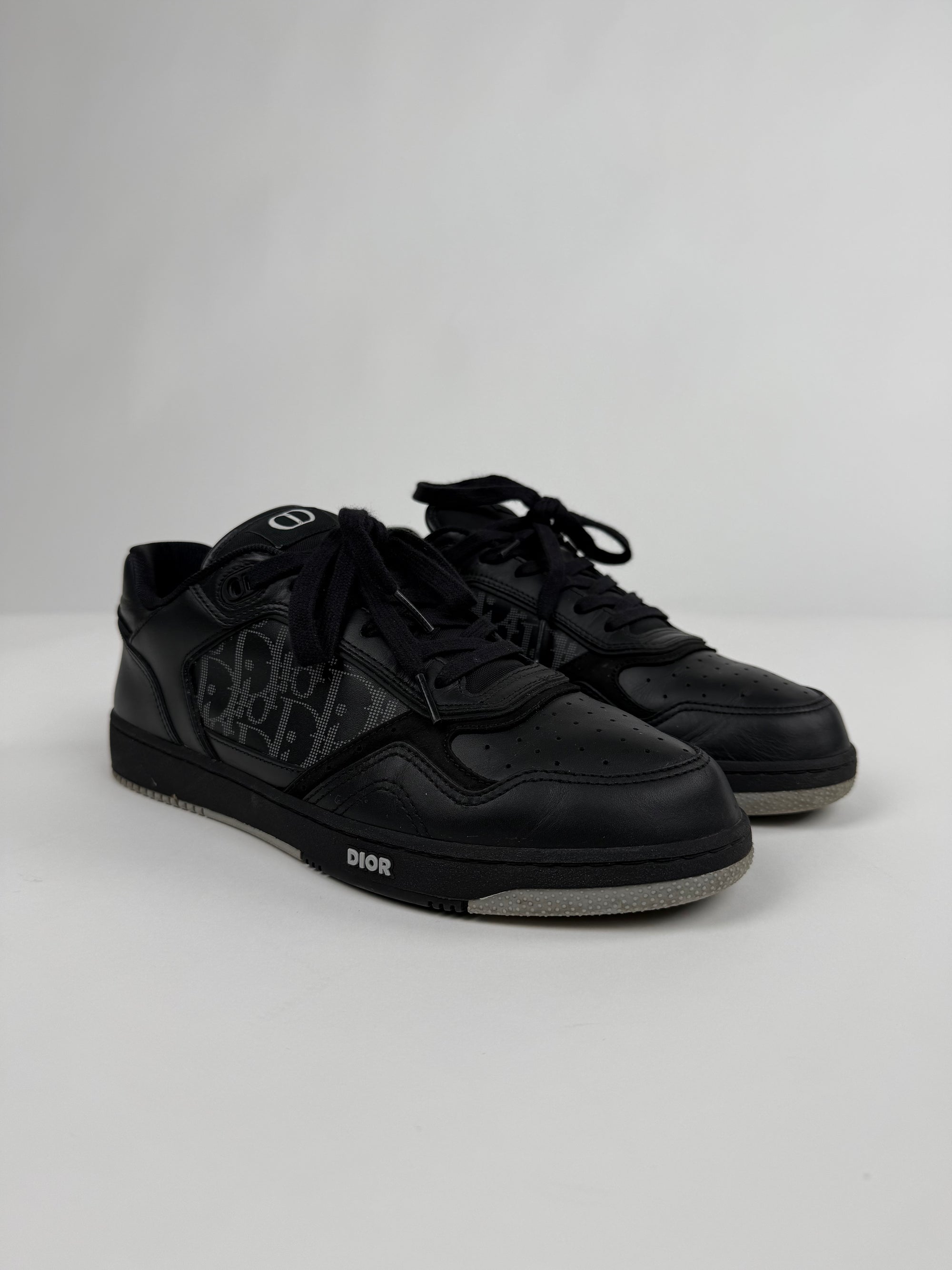 Dior Sneaker B27