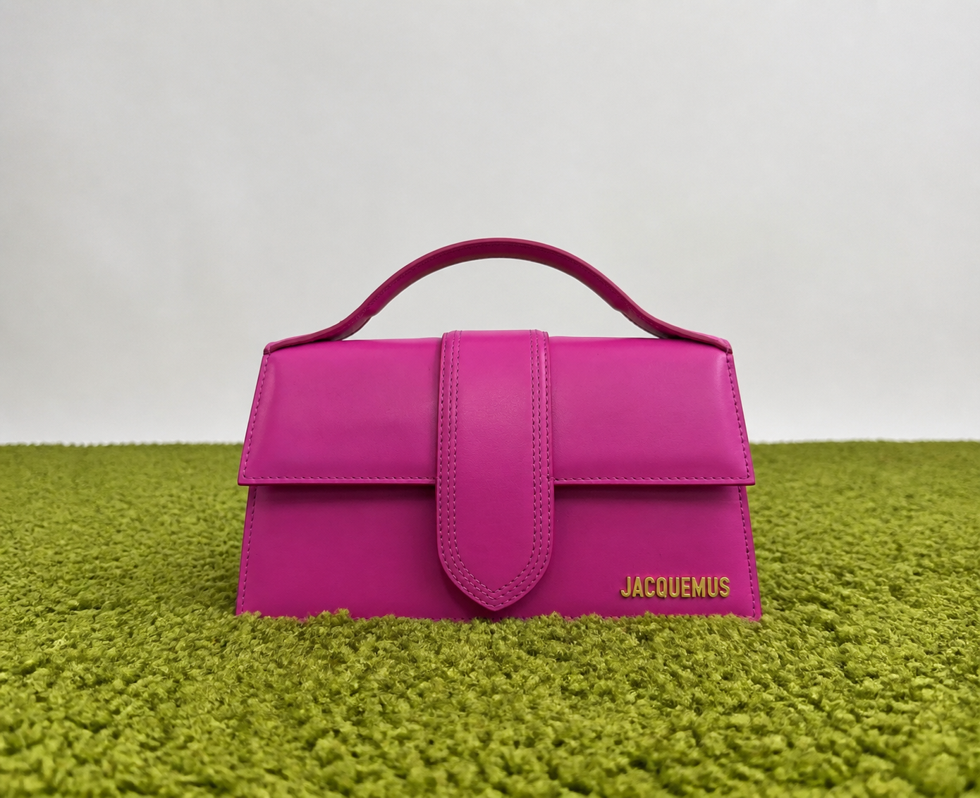 Jacquemus la grand bambino