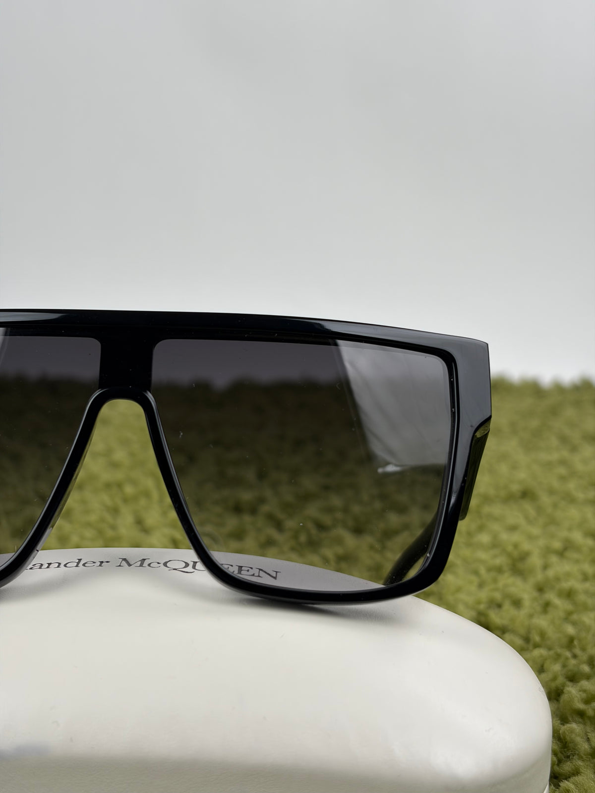 Occhiali da sole Alexander McQueen Neri - Second Hand Di Fiore