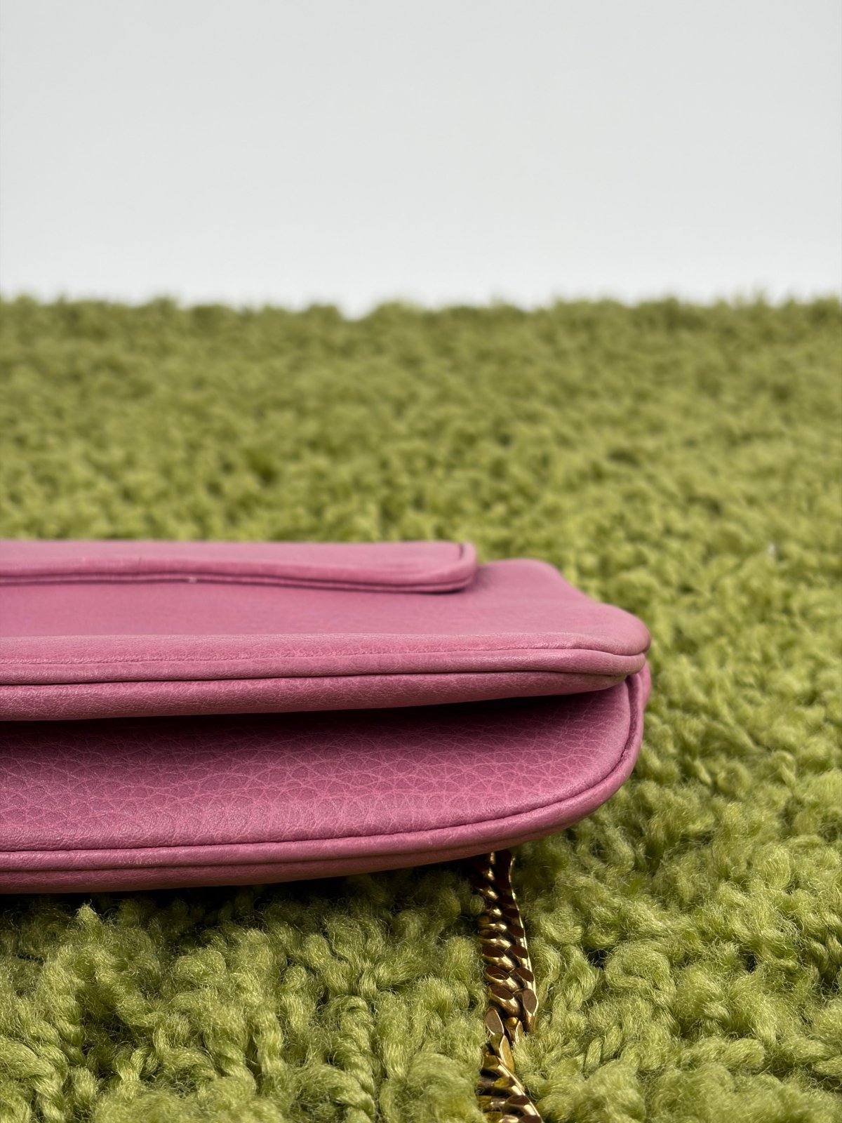 Borsa Gucci 1973 in pelle Rosa - Second Hand Di Fiore