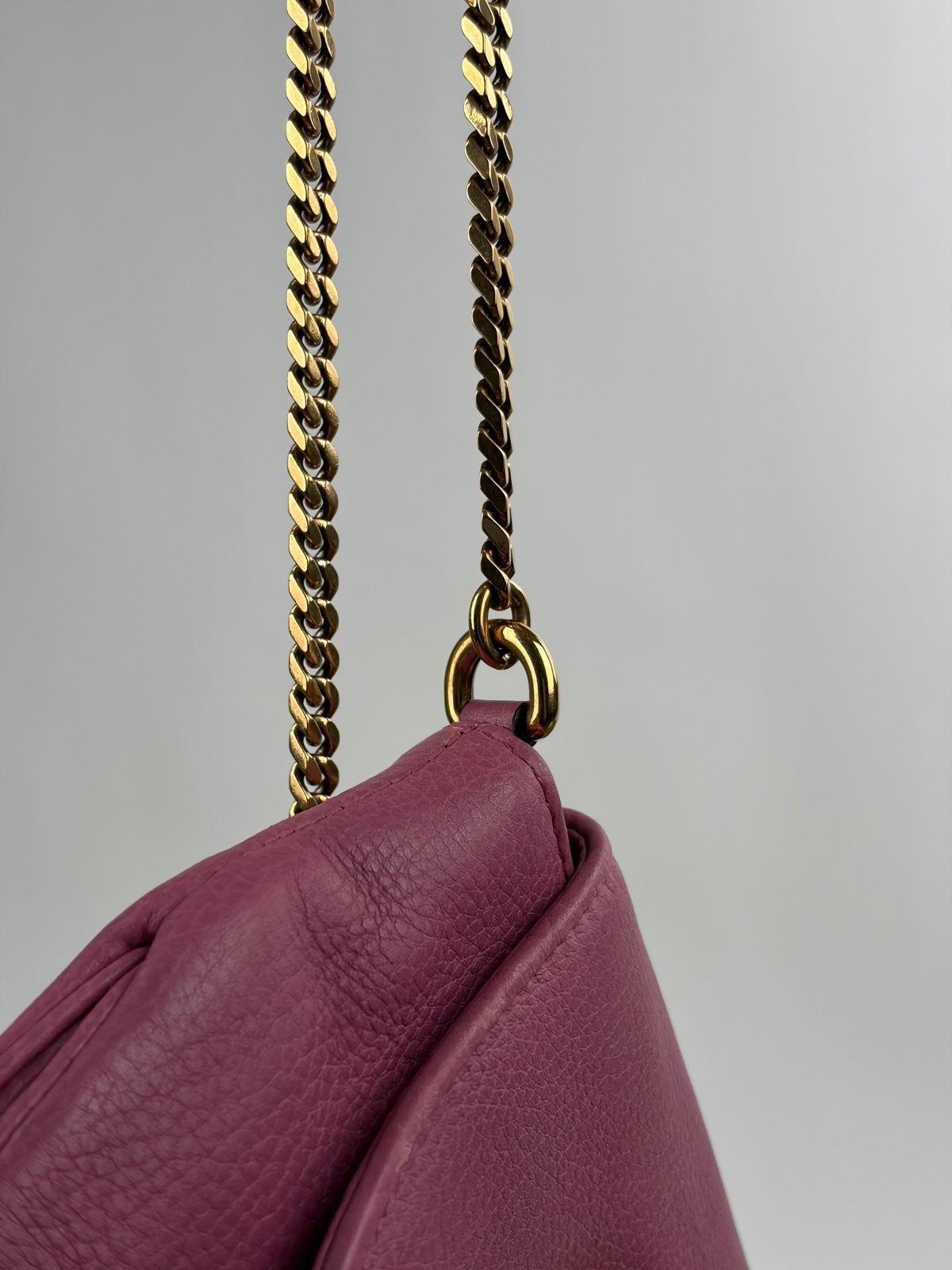 Borsa Gucci 1973 in pelle Rosa - Second Hand Di Fiore