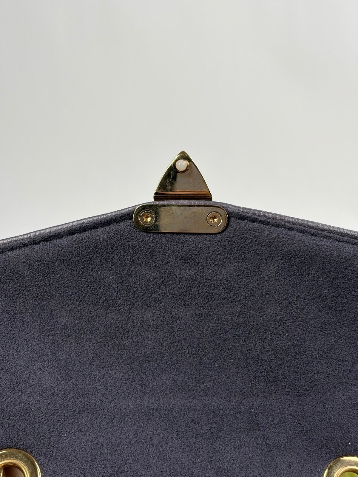 Borsa Louis Vuitton Saint German BB Studded Monogram Empreinte Grigia - Second Hand Di Fiore