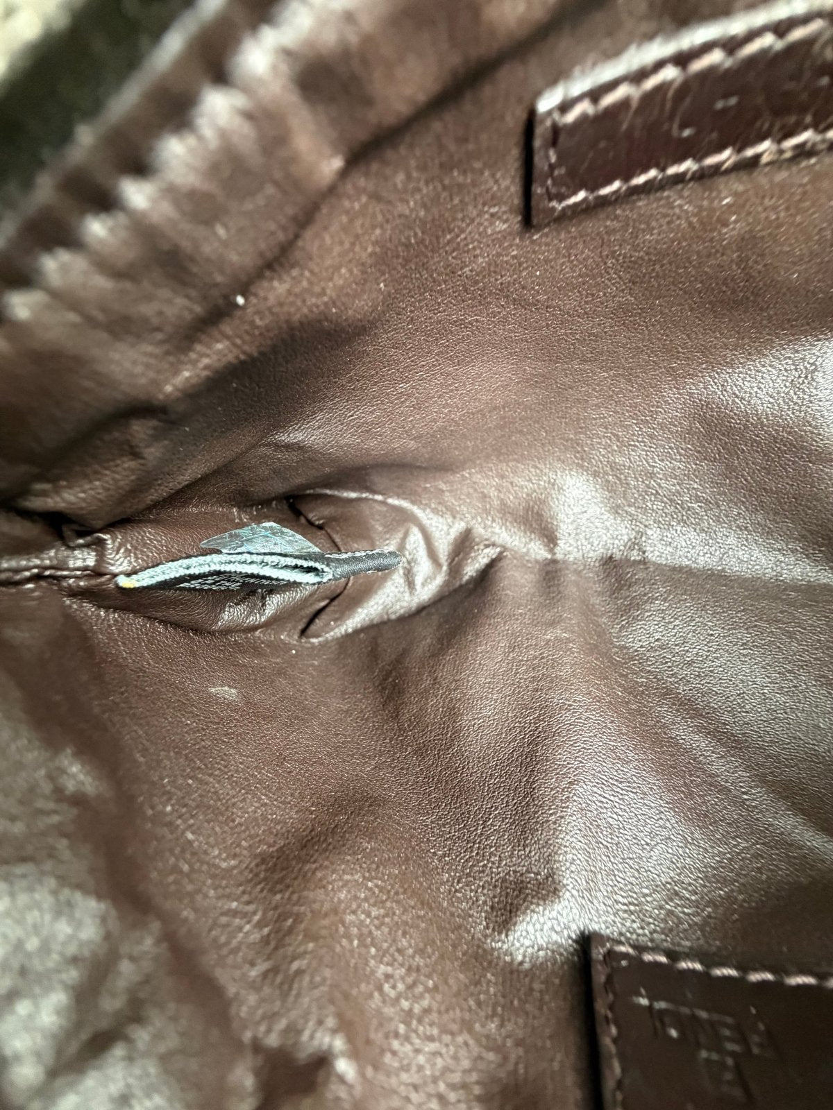 Pochette Fendi Con Motivo FF Zucca Marrone - Second Hand Di Fiore