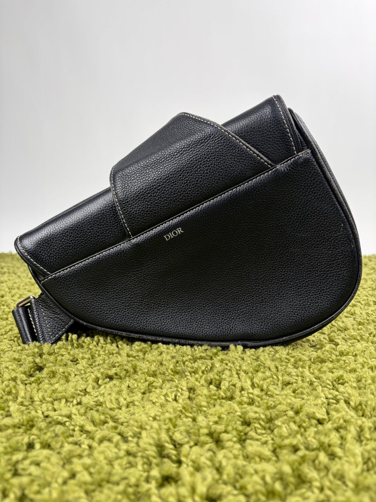 Borsa Christian Dior X Alex Foxton Saddle Nera - Second Hand Di Fiore