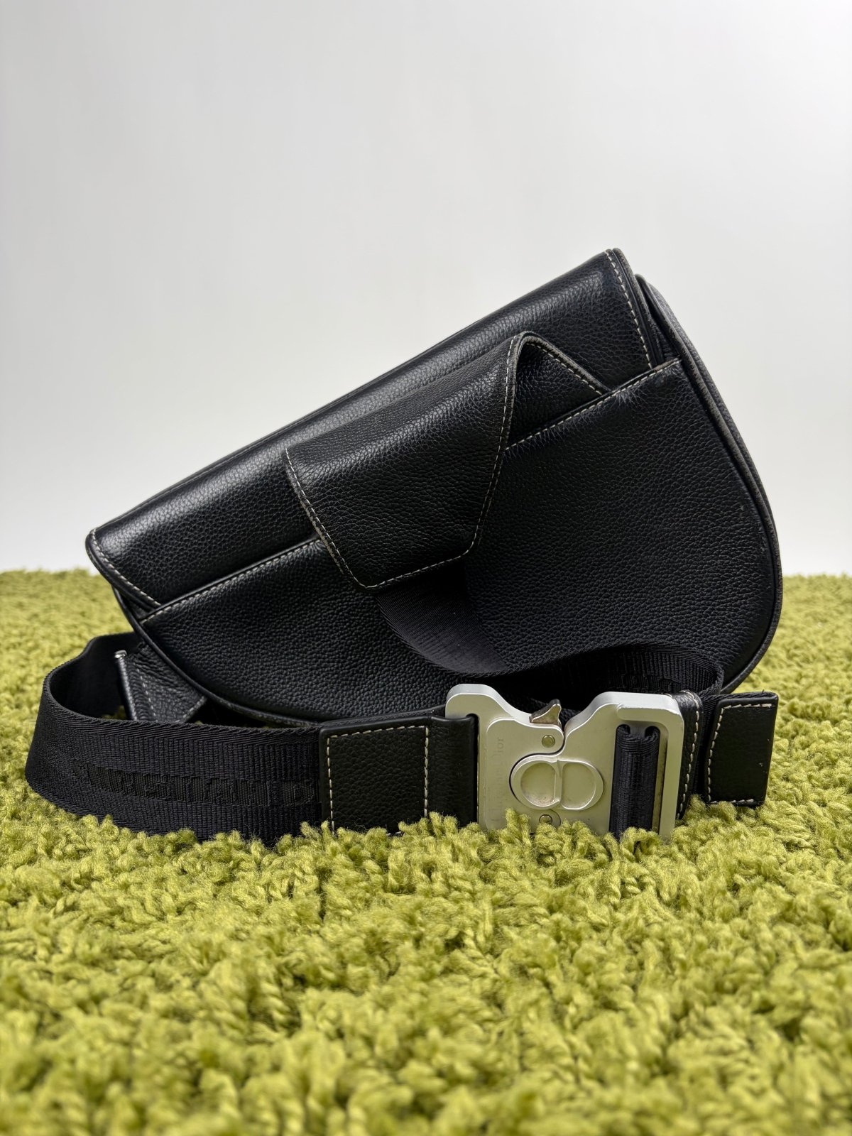 Borsa Christian Dior X Alex Foxton Saddle Nera - Second Hand Di Fiore