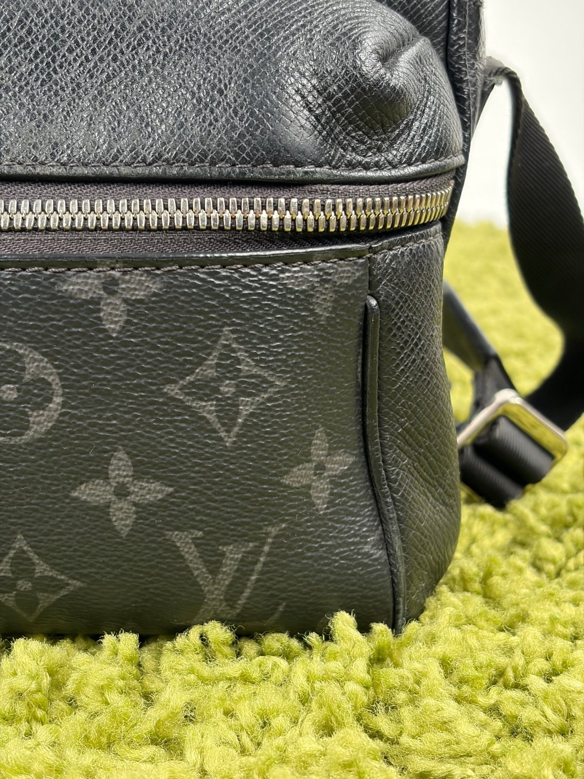 Borsa Louis Vuitton Outdoor Messenger Nera - Second Hand Di Fiore