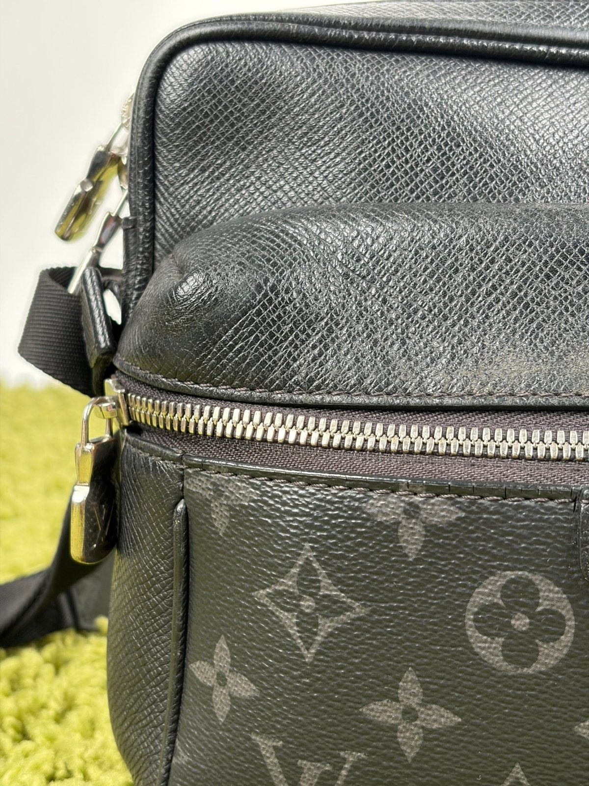 Borsa Louis Vuitton Outdoor Messenger Nera - Second Hand Di Fiore
